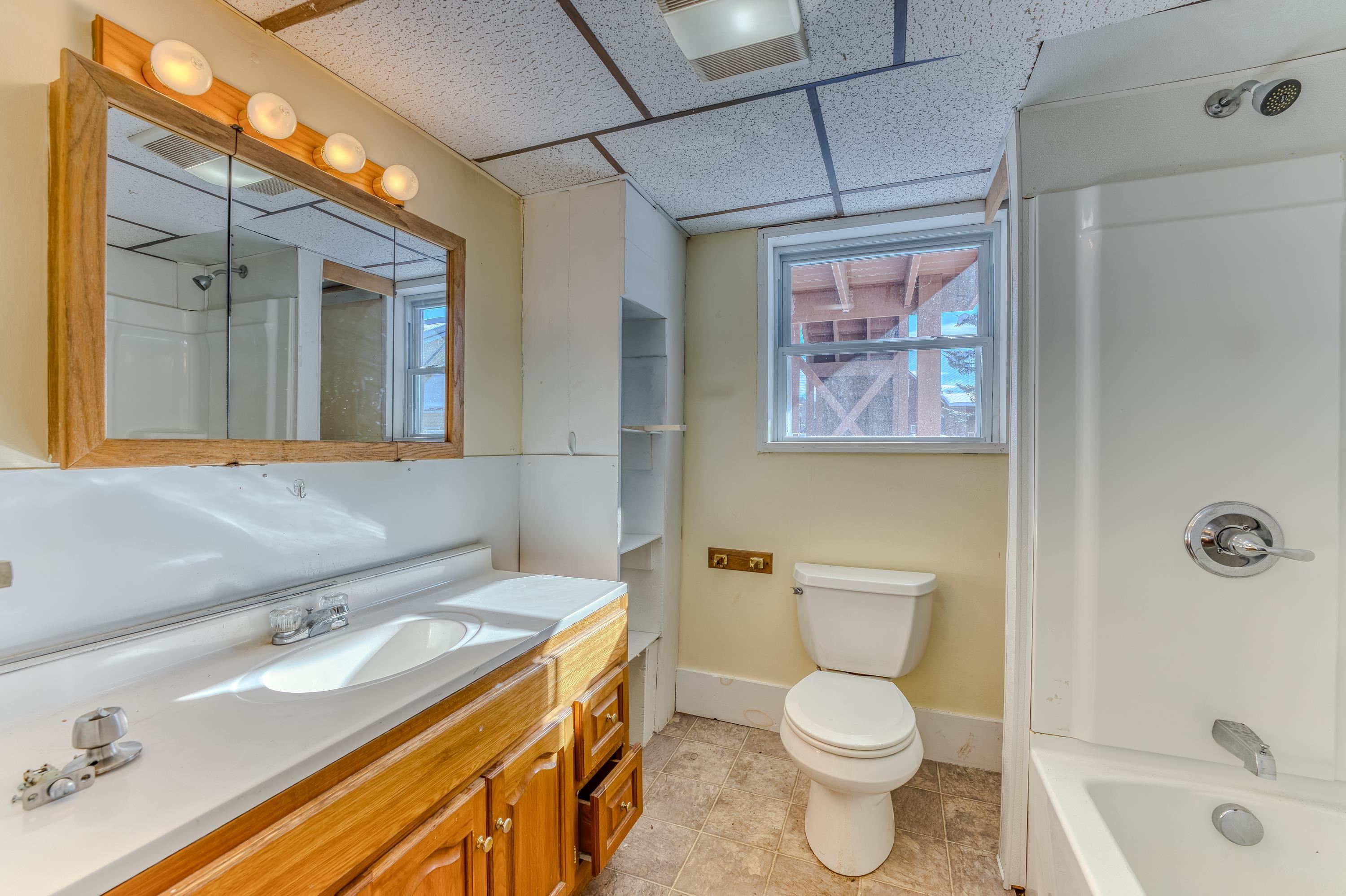 23-25 Bunker Hill Street Property Photo 17