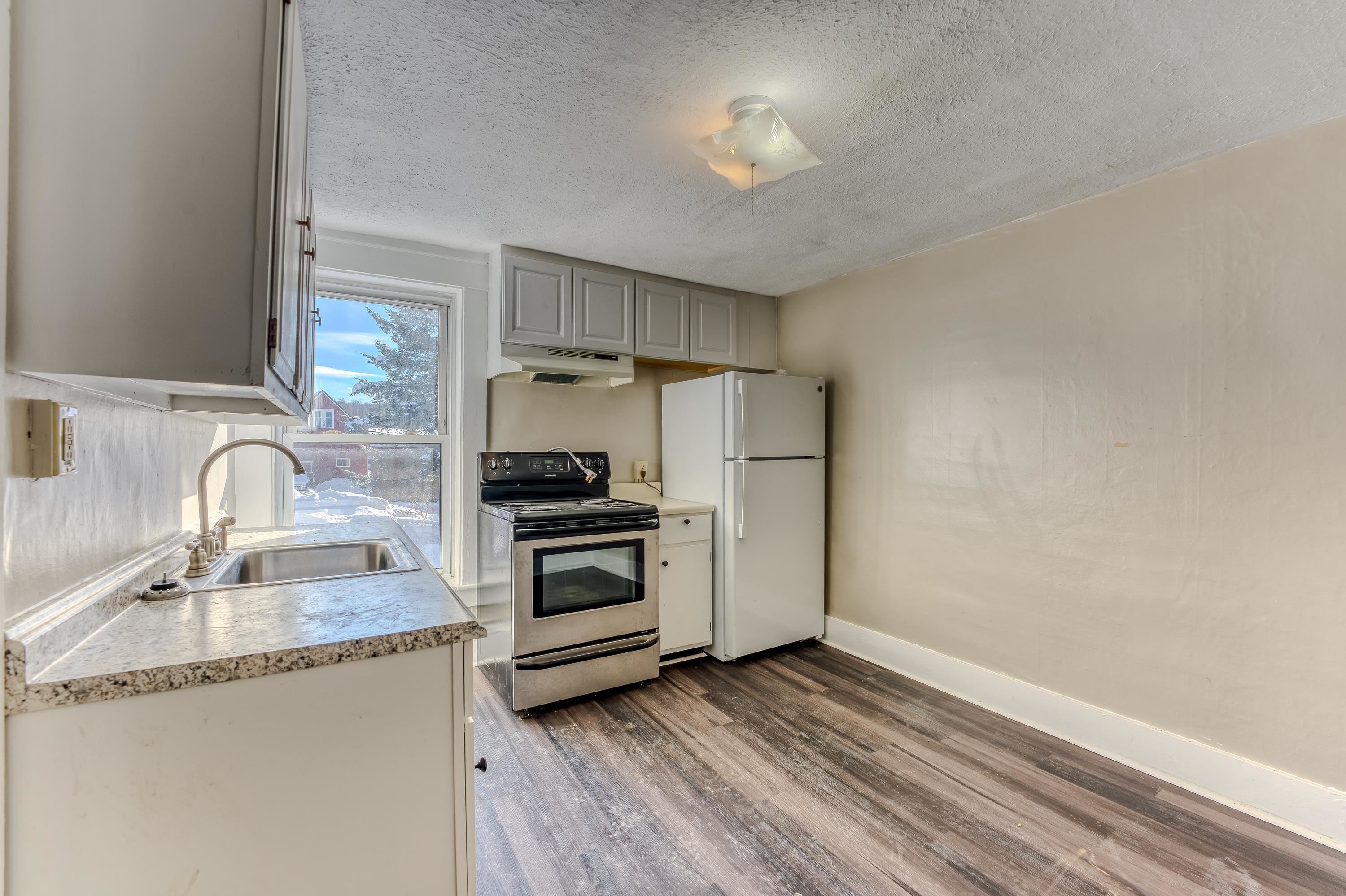23-25 Bunker Hill Street Property Photo 20
