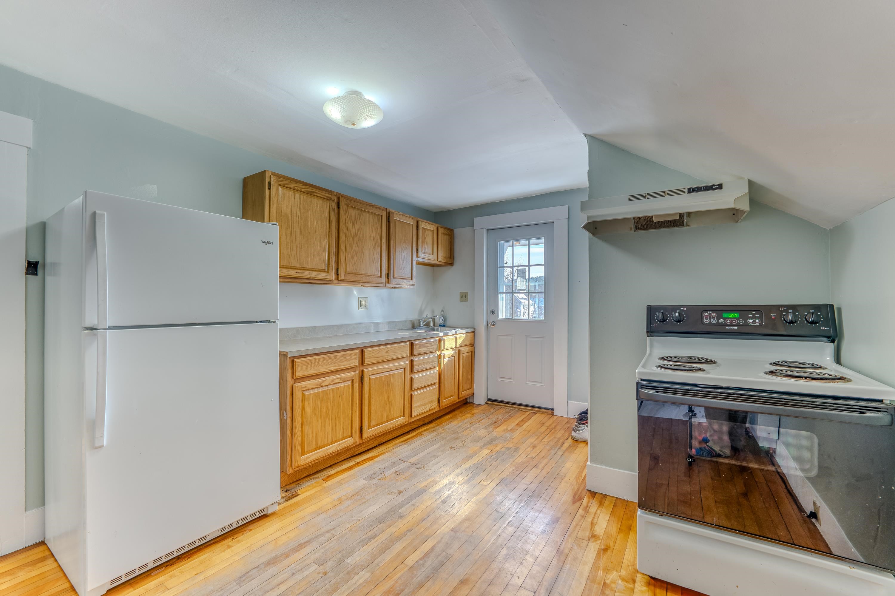 23-25 Bunker Hill Street Property Photo 27