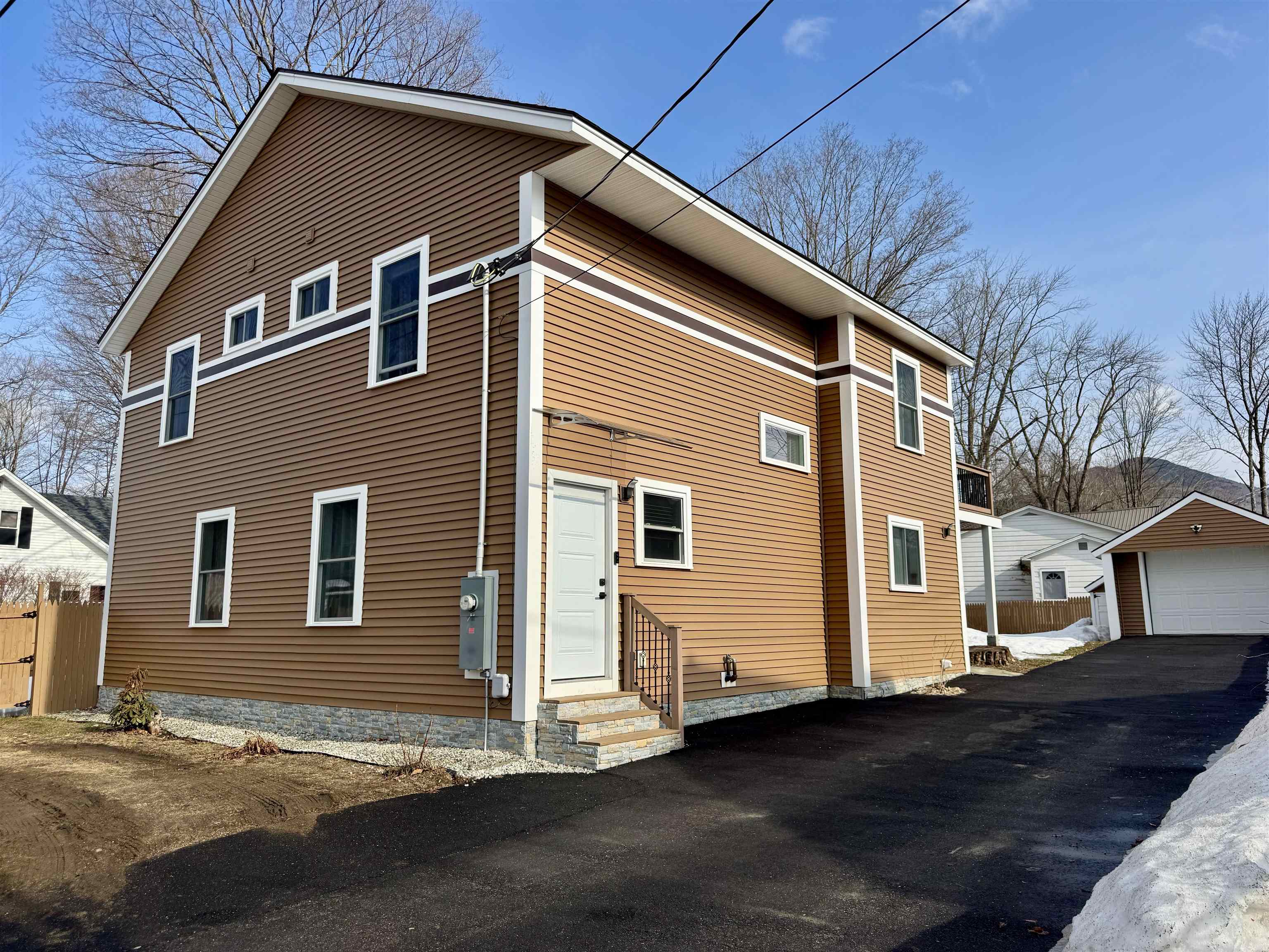 8 Labrecque Street Property Photo 1