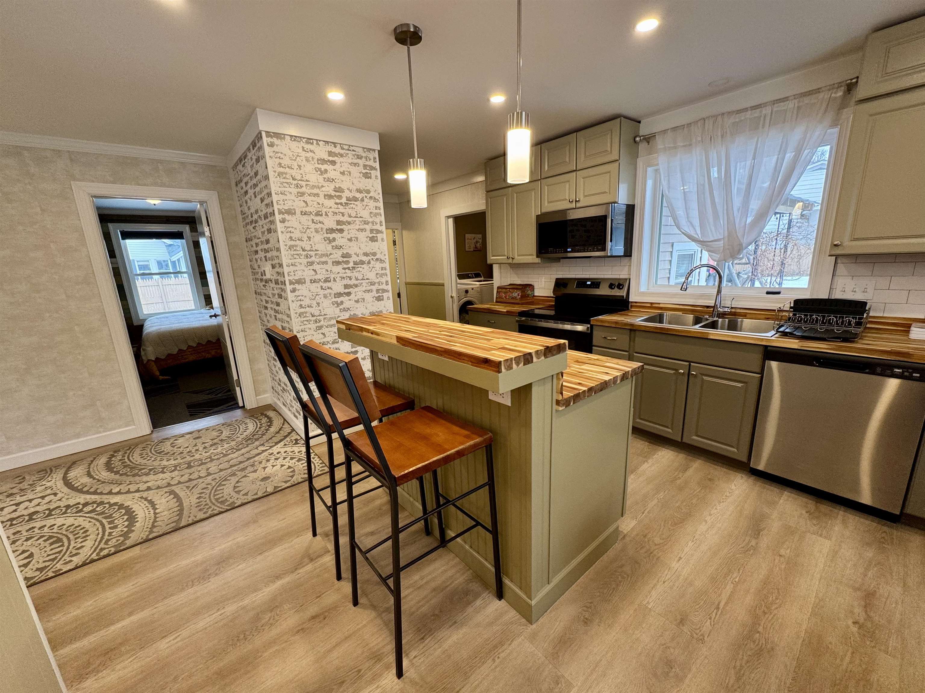 8 Labrecque Street Property Photo 8