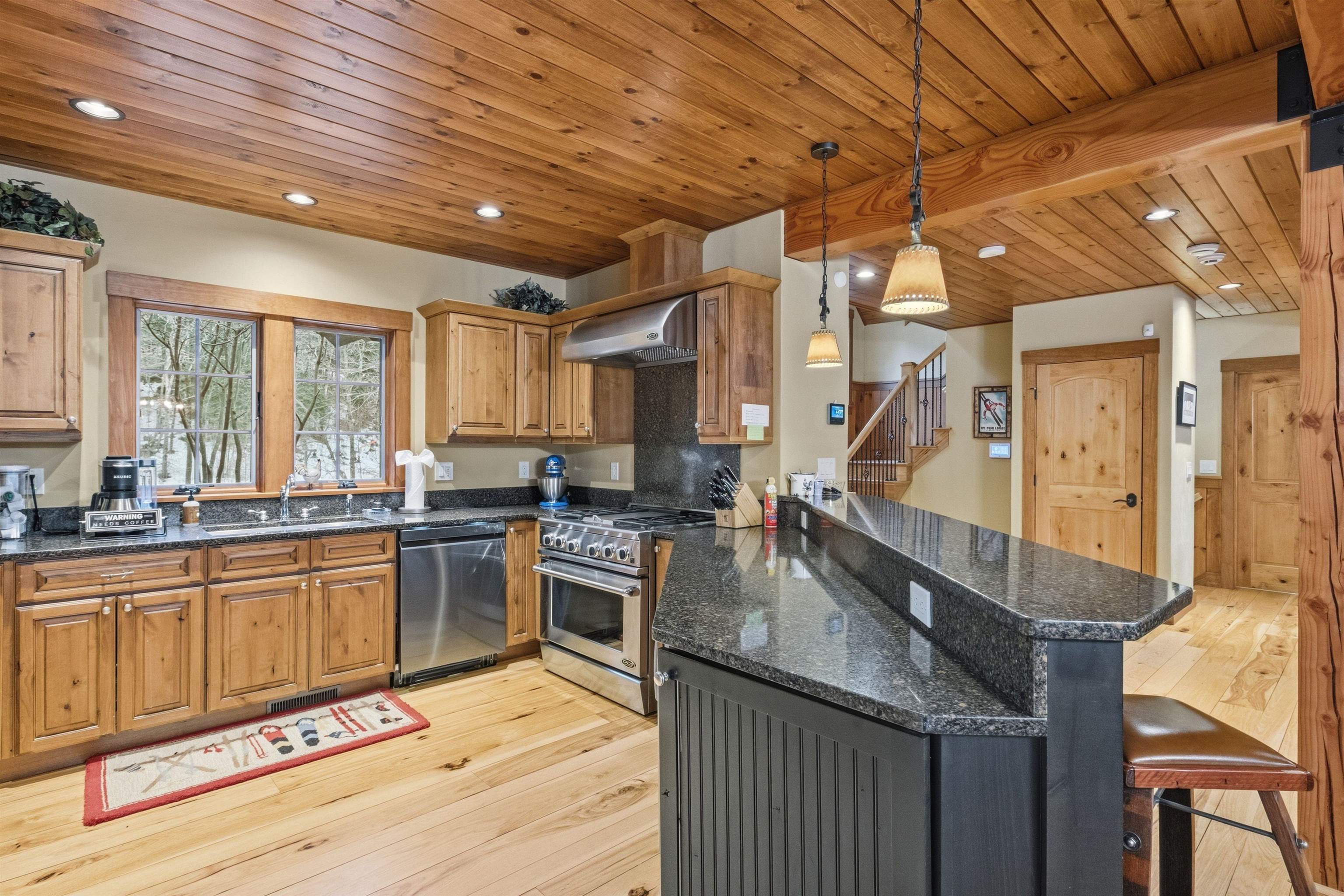 172 South Peak Road Property Photo 9