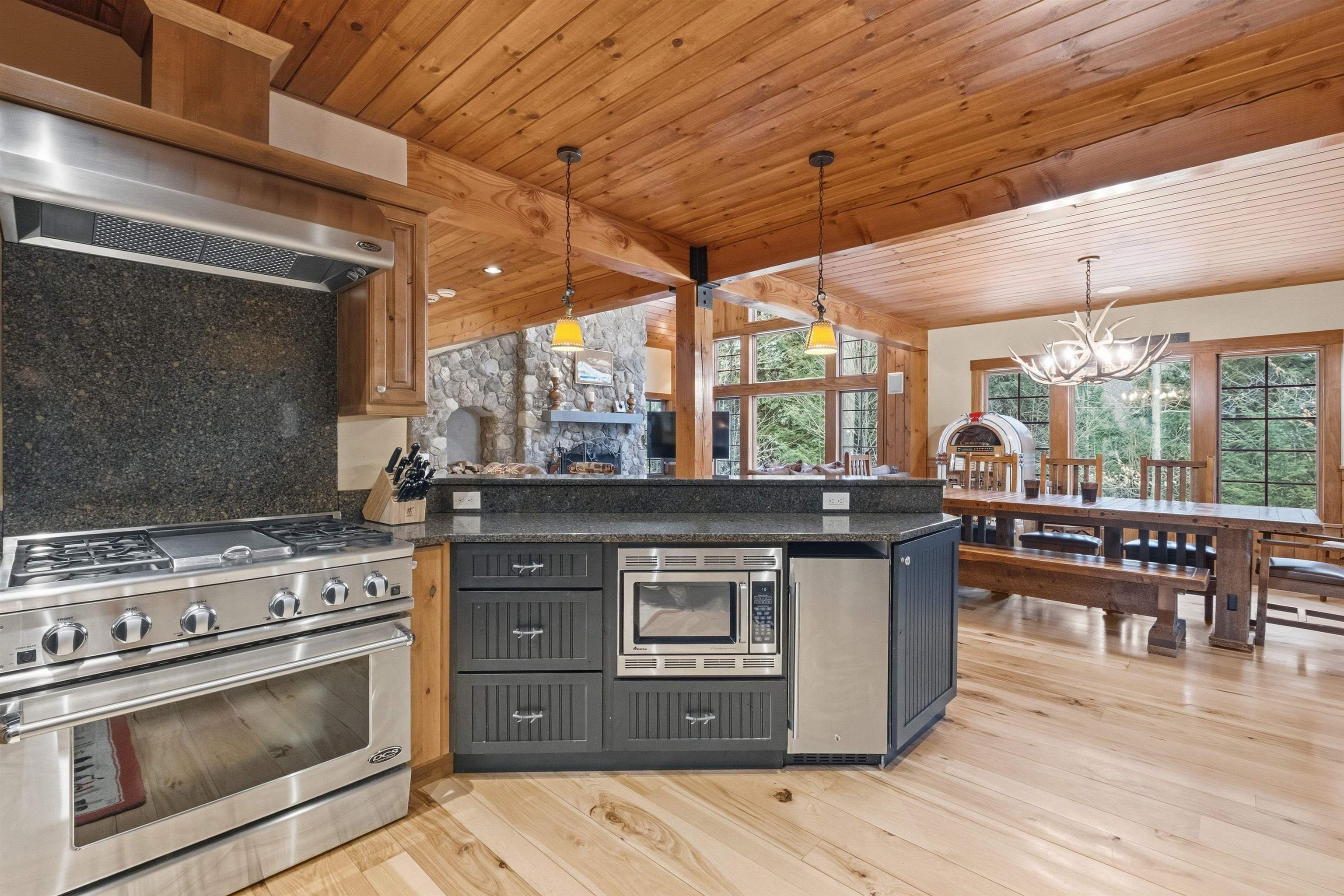 172 South Peak Road Property Photo 11