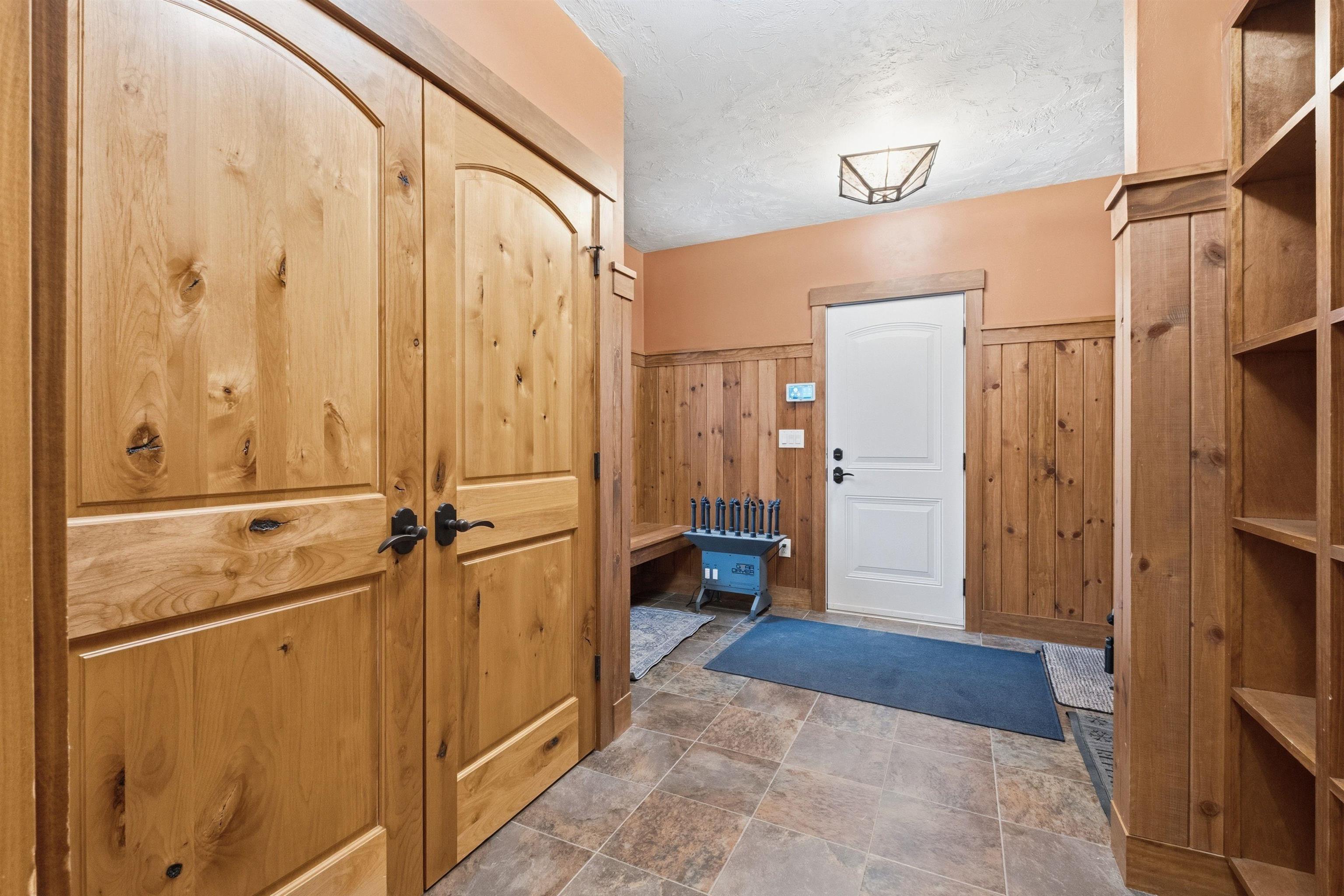 172 South Peak Road Property Photo 15
