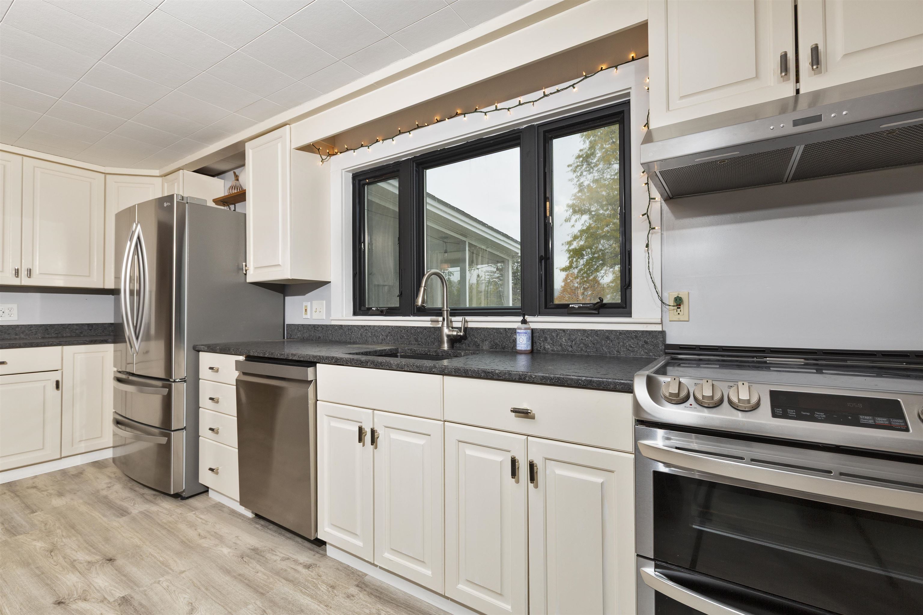 52 Farr Road Property Photo 16