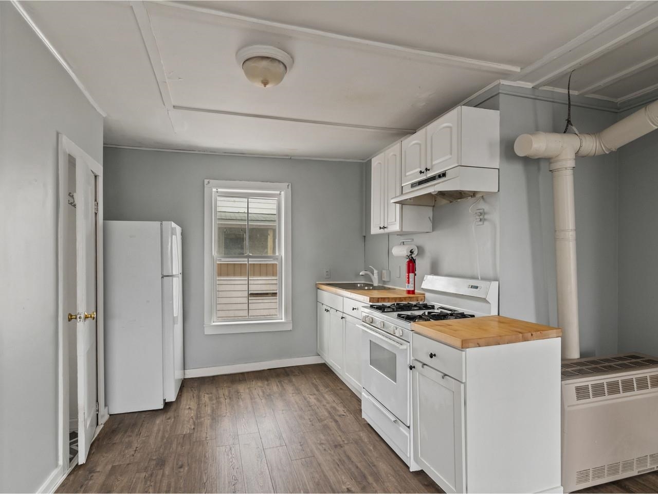 31 West Lane Property Photo 11