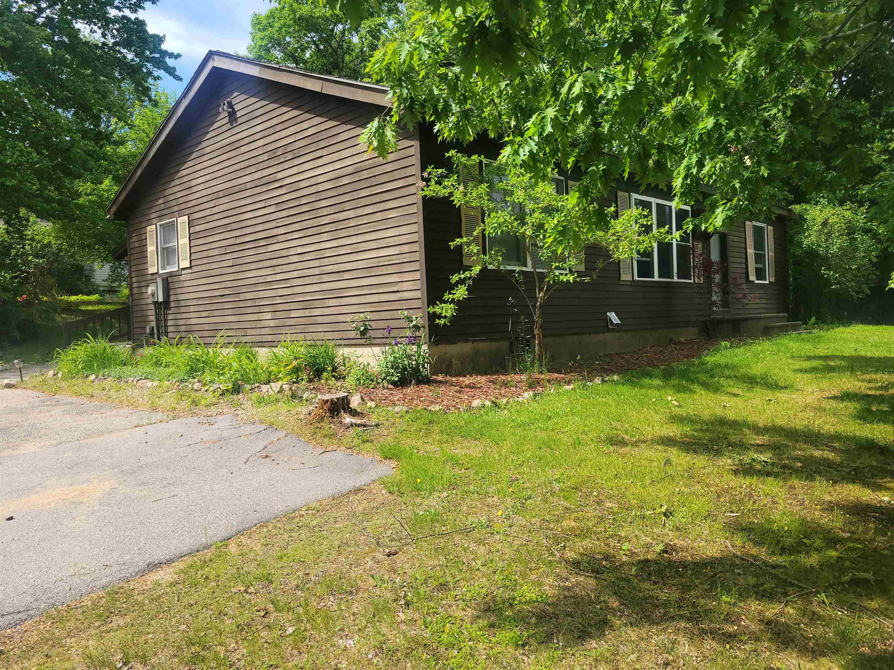 12 Chestnut Circle Property Photo 2