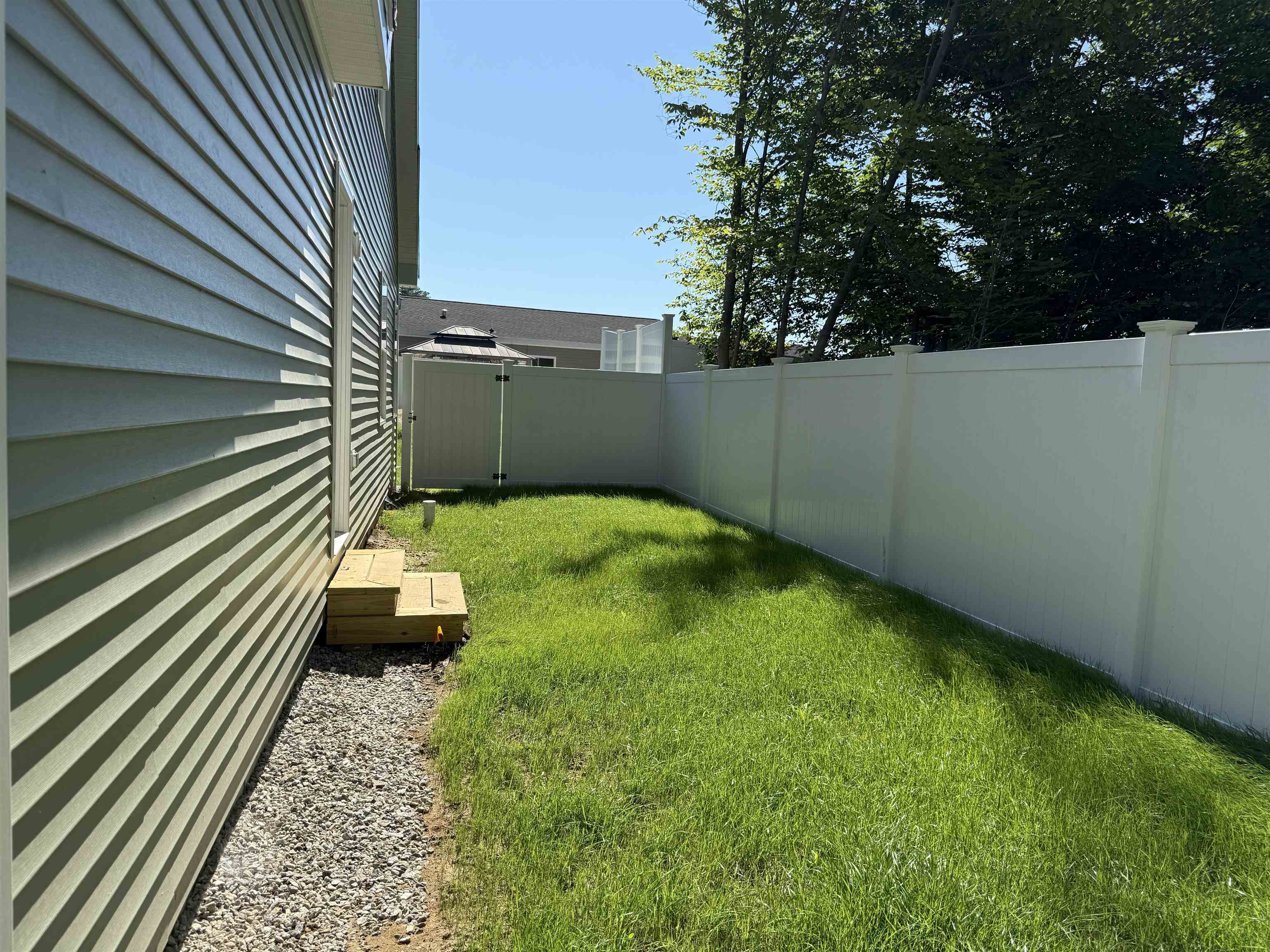 25b Woodland Way Property Photo 6