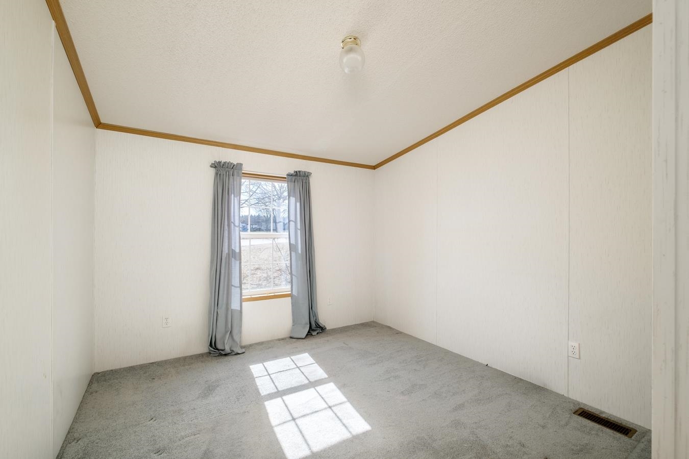 2 Sagamore Lane Property Photo 28