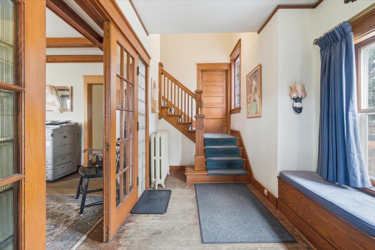 308 College Street Property Photo 4