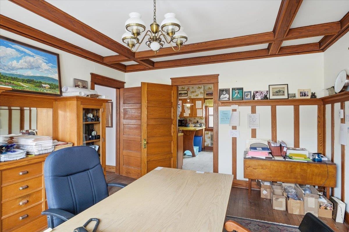 308 College Street Property Photo 11