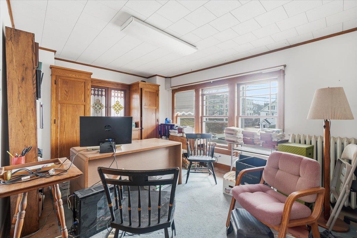 308 College Street Property Photo 24