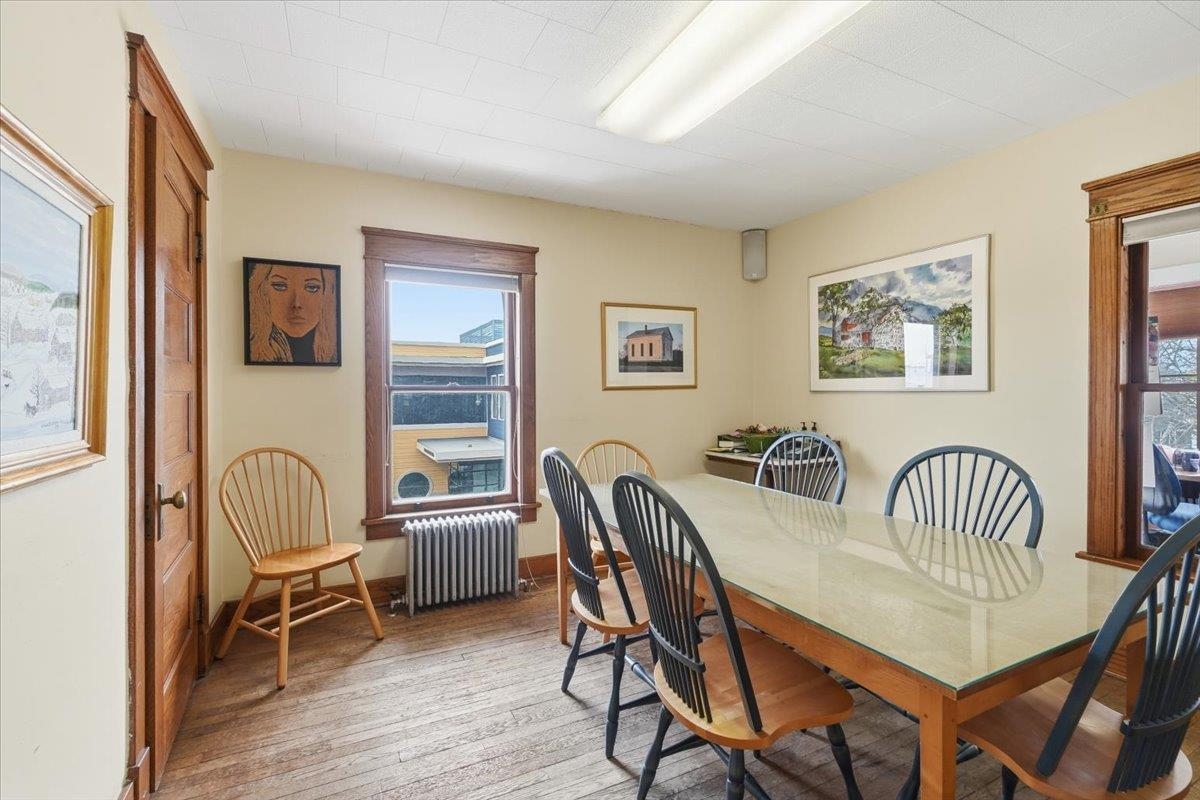 308 College Street Property Photo 28