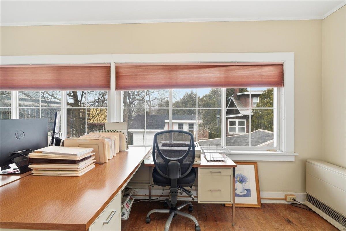 308 College Street Property Photo 31