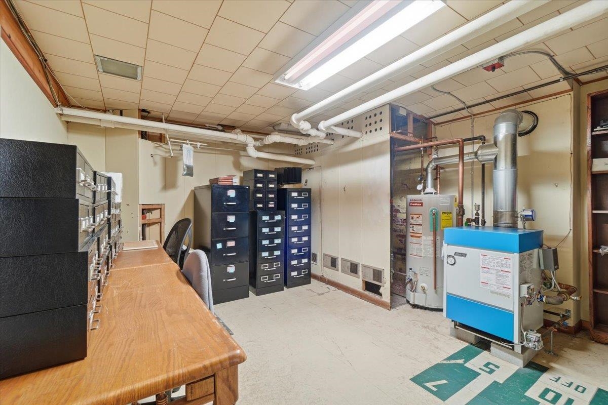 308 College Street Property Photo 46