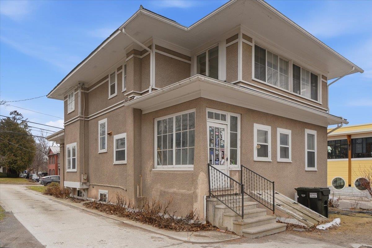 308 College Street Property Photo 50