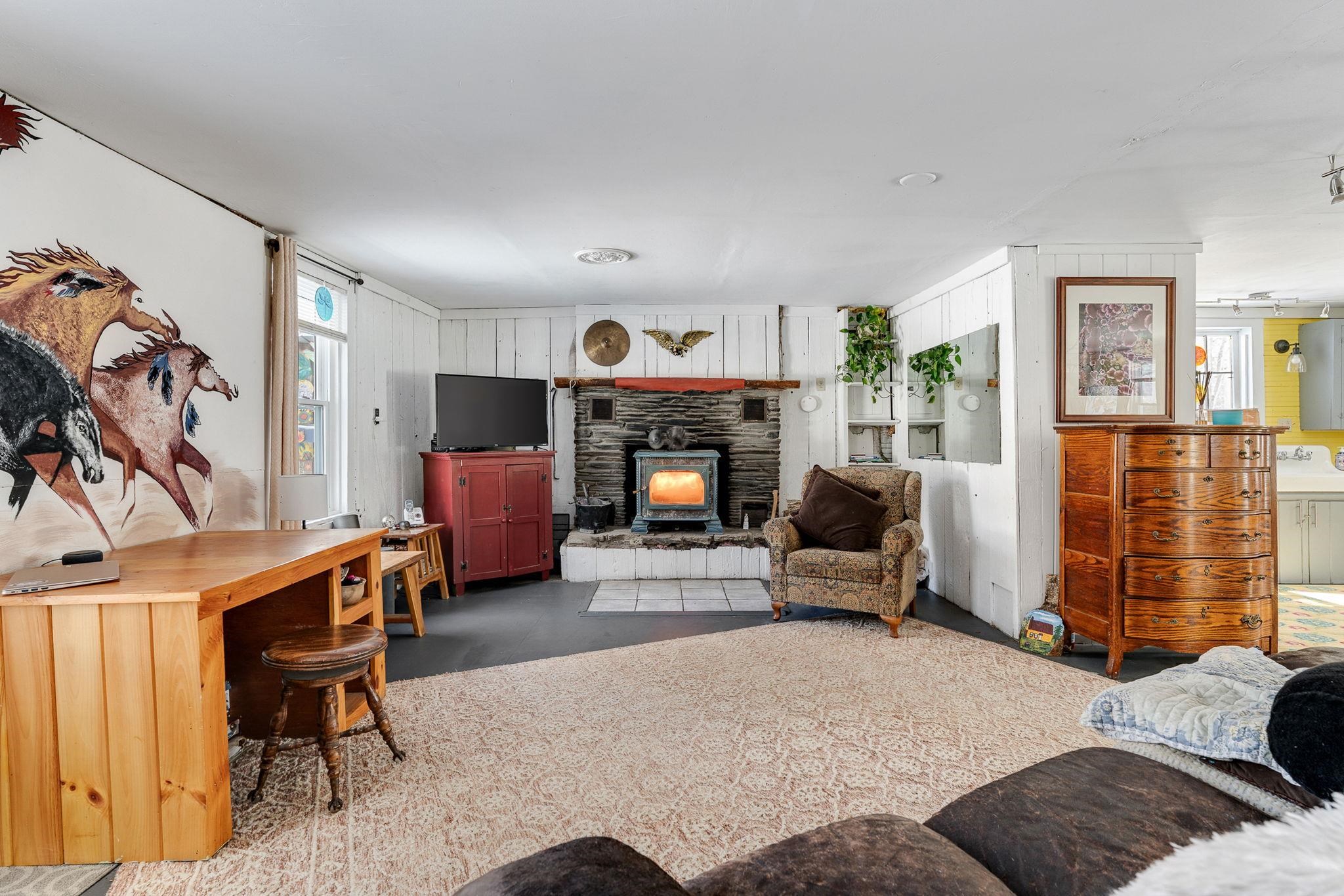 4020 North Fayston Road Property Photo 9