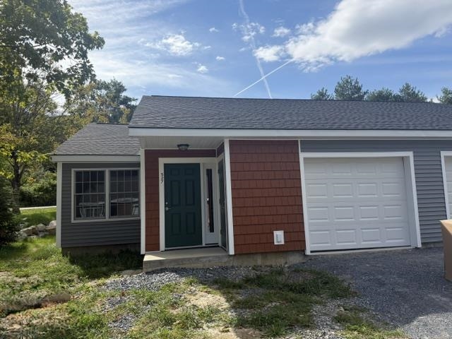 527 Jennings Brook Drive Property Photo 1