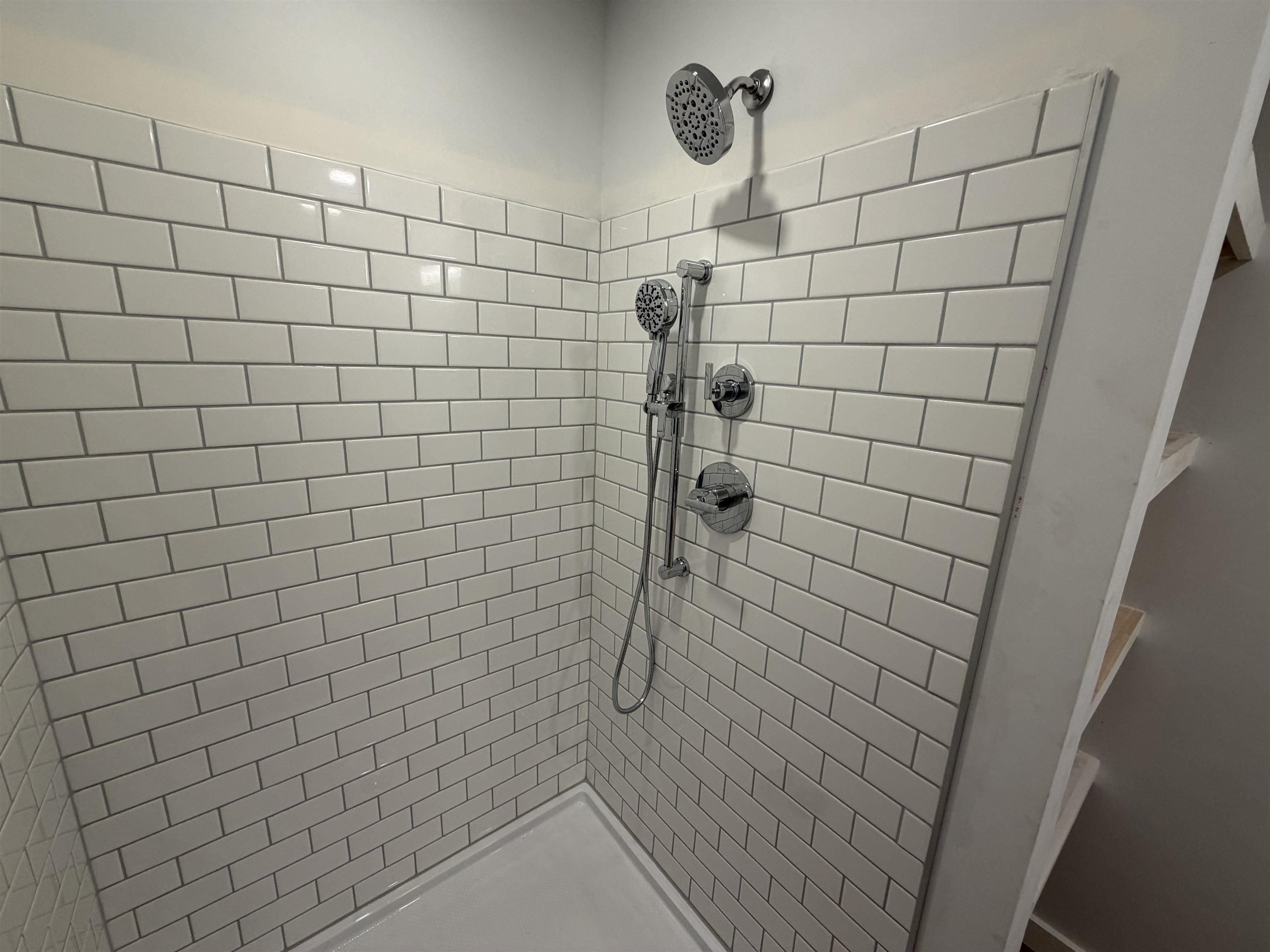 527 Jennings Brook Drive Property Photo 18