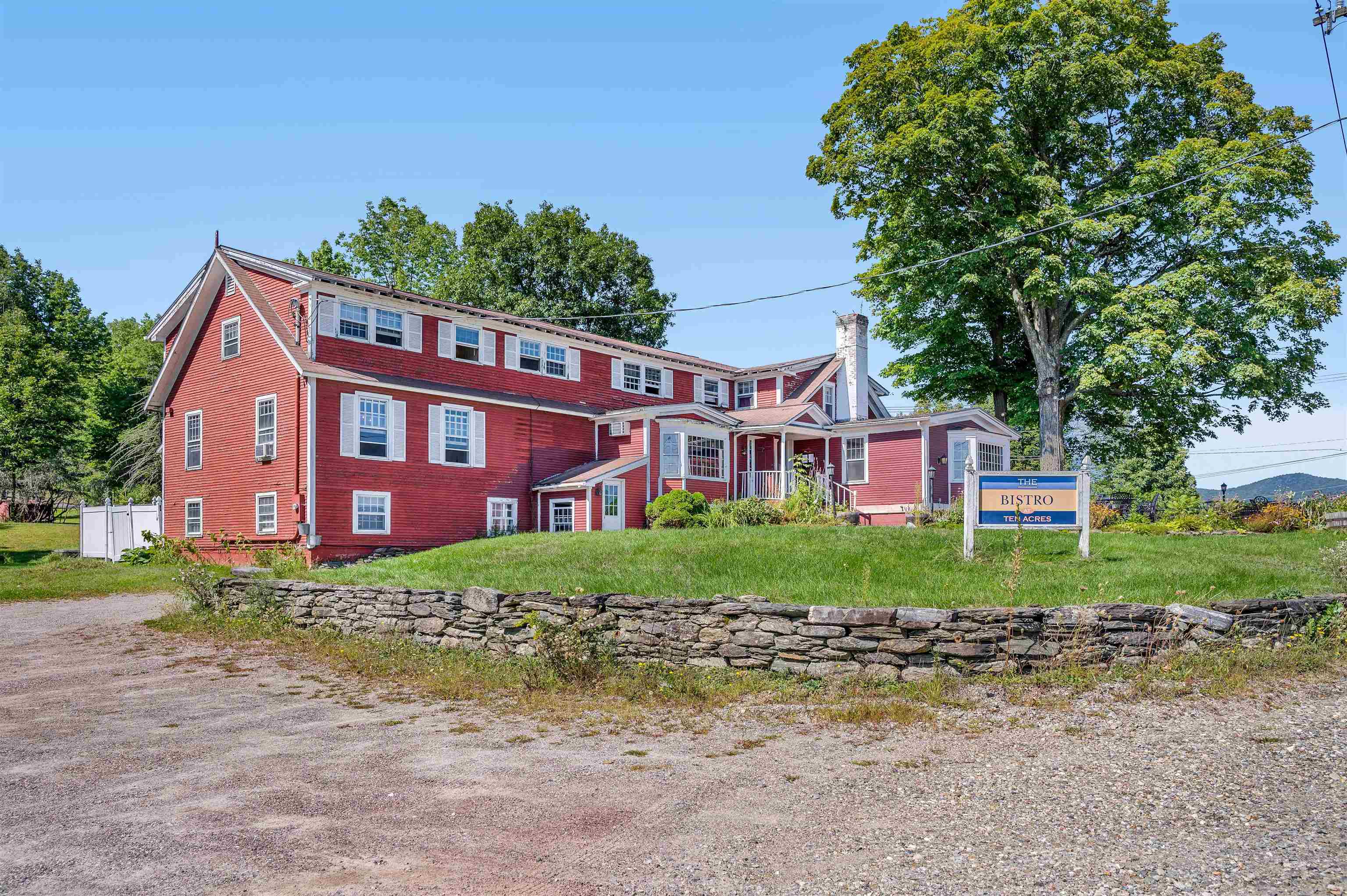 14 Barrows Road Property Photo 1