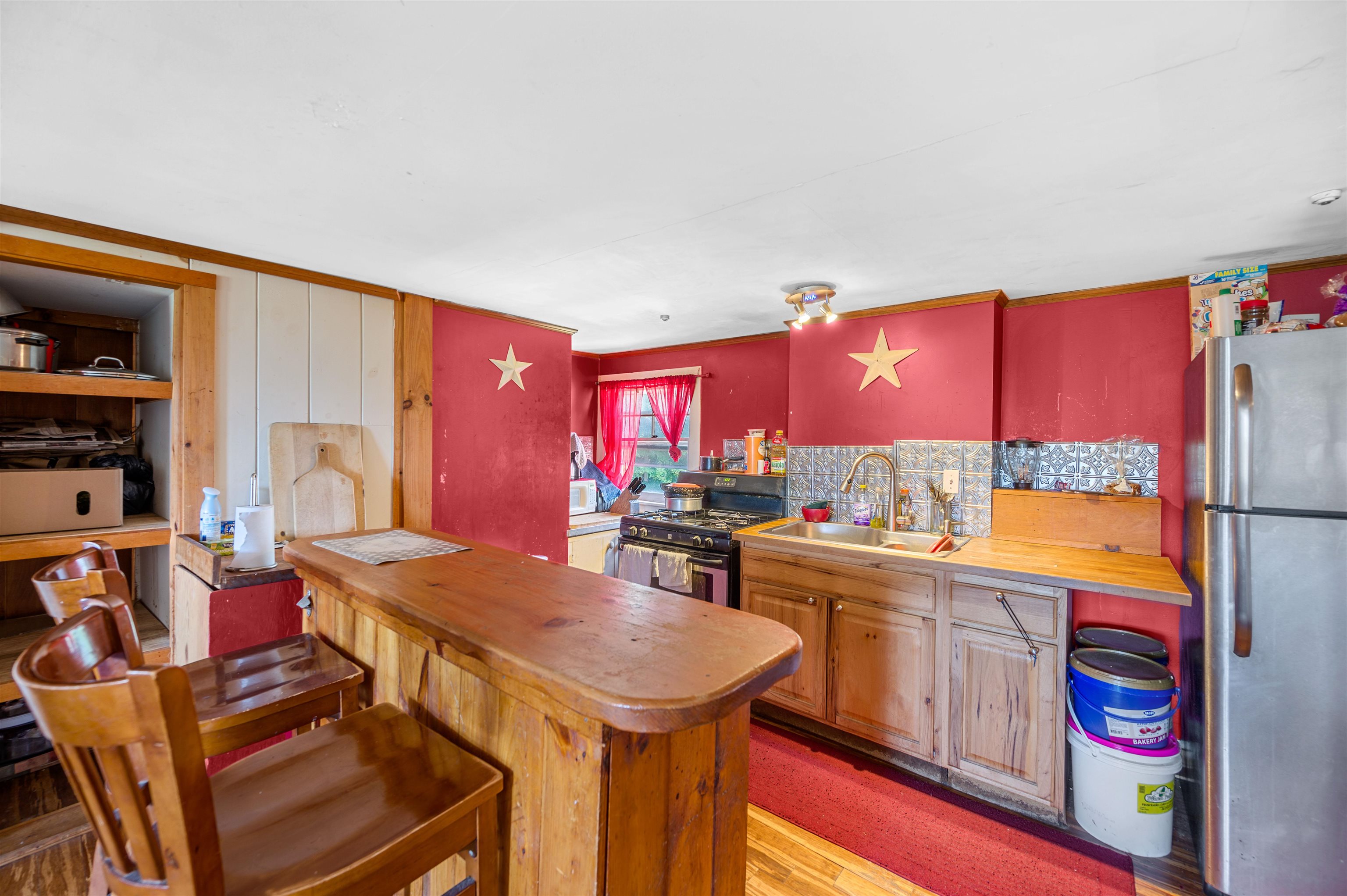 14 Barrows Road Property Photo 7