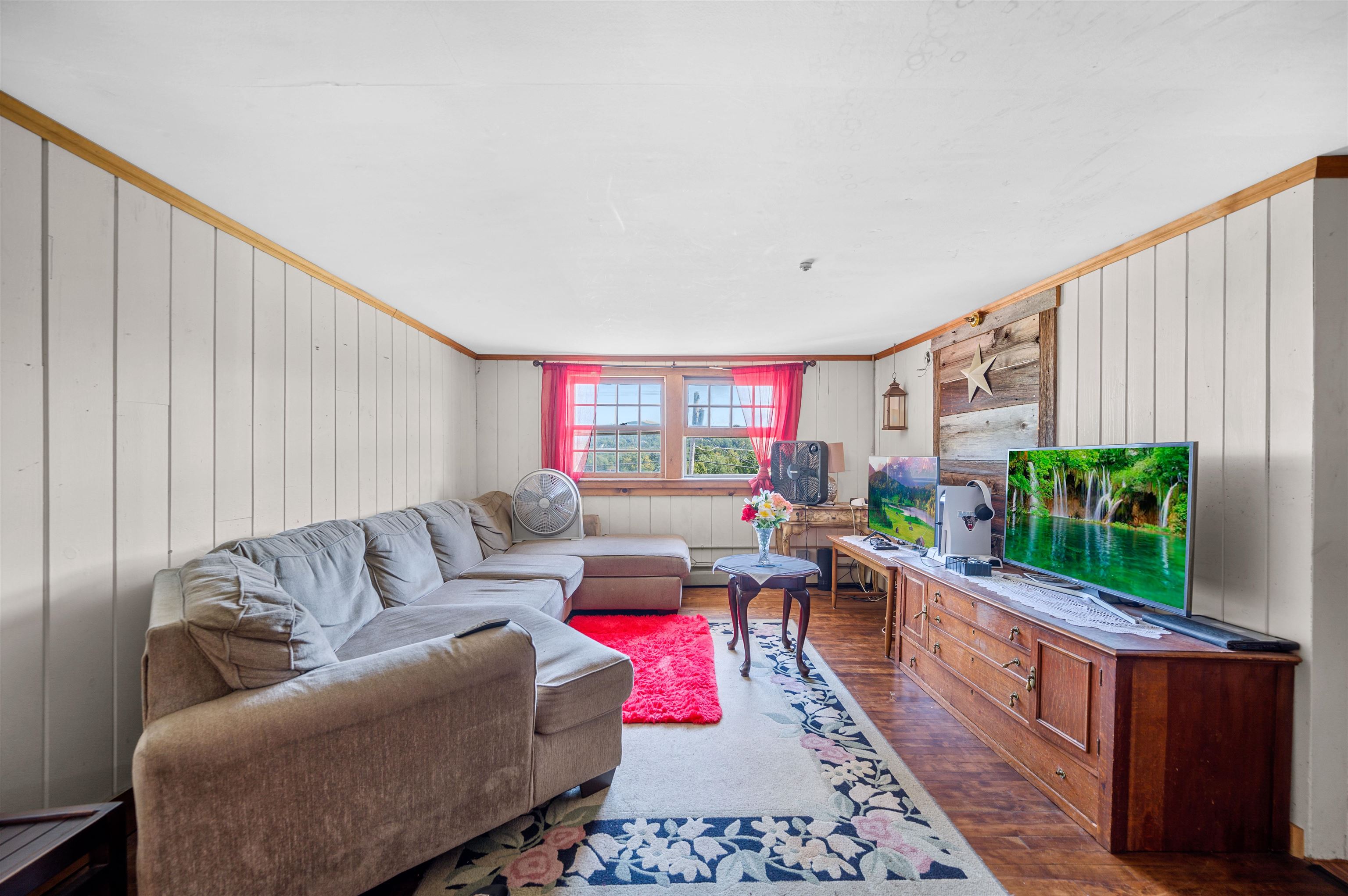 14 Barrows Road Property Photo 8