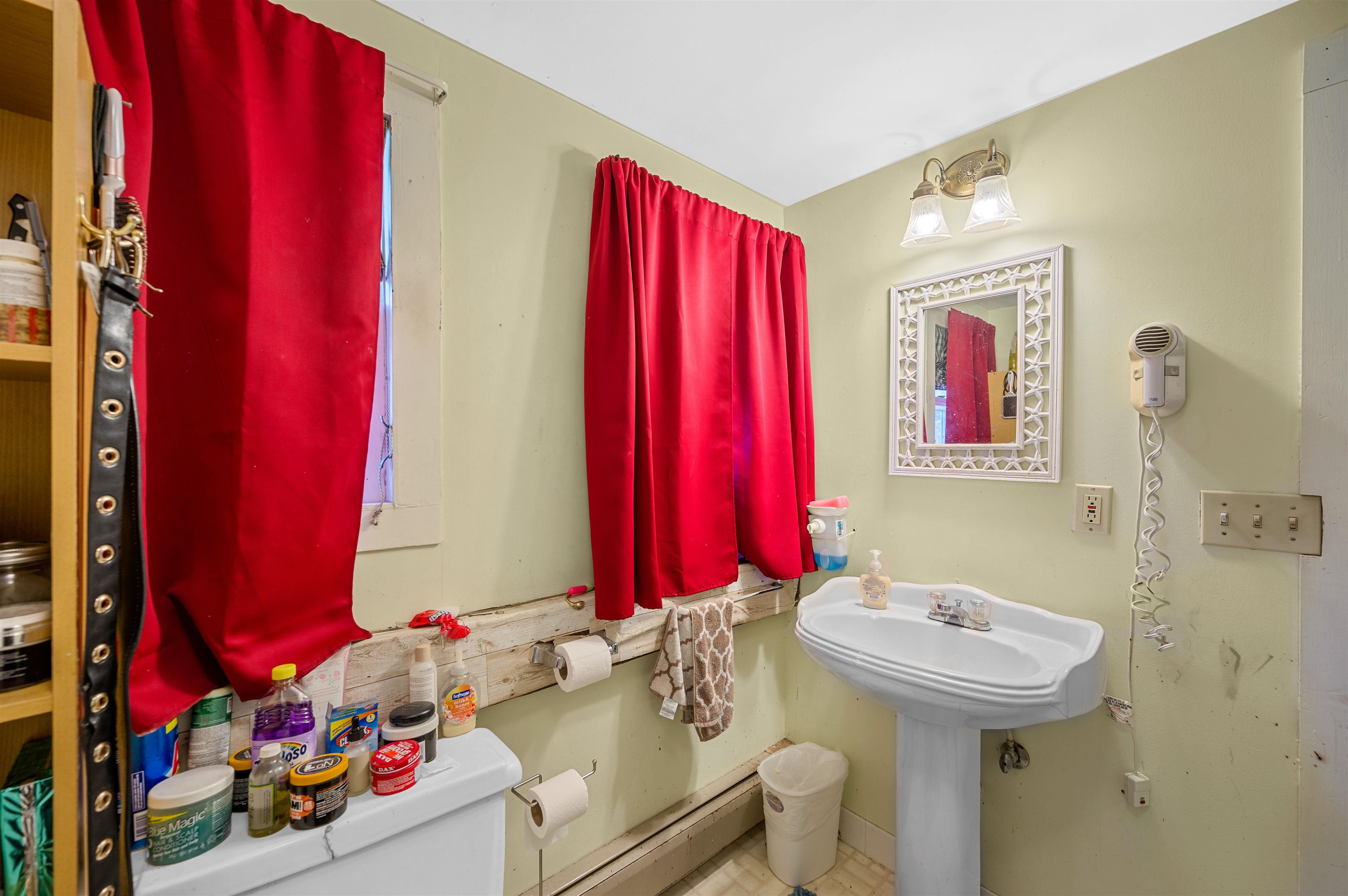 14 Barrows Road Property Photo 9