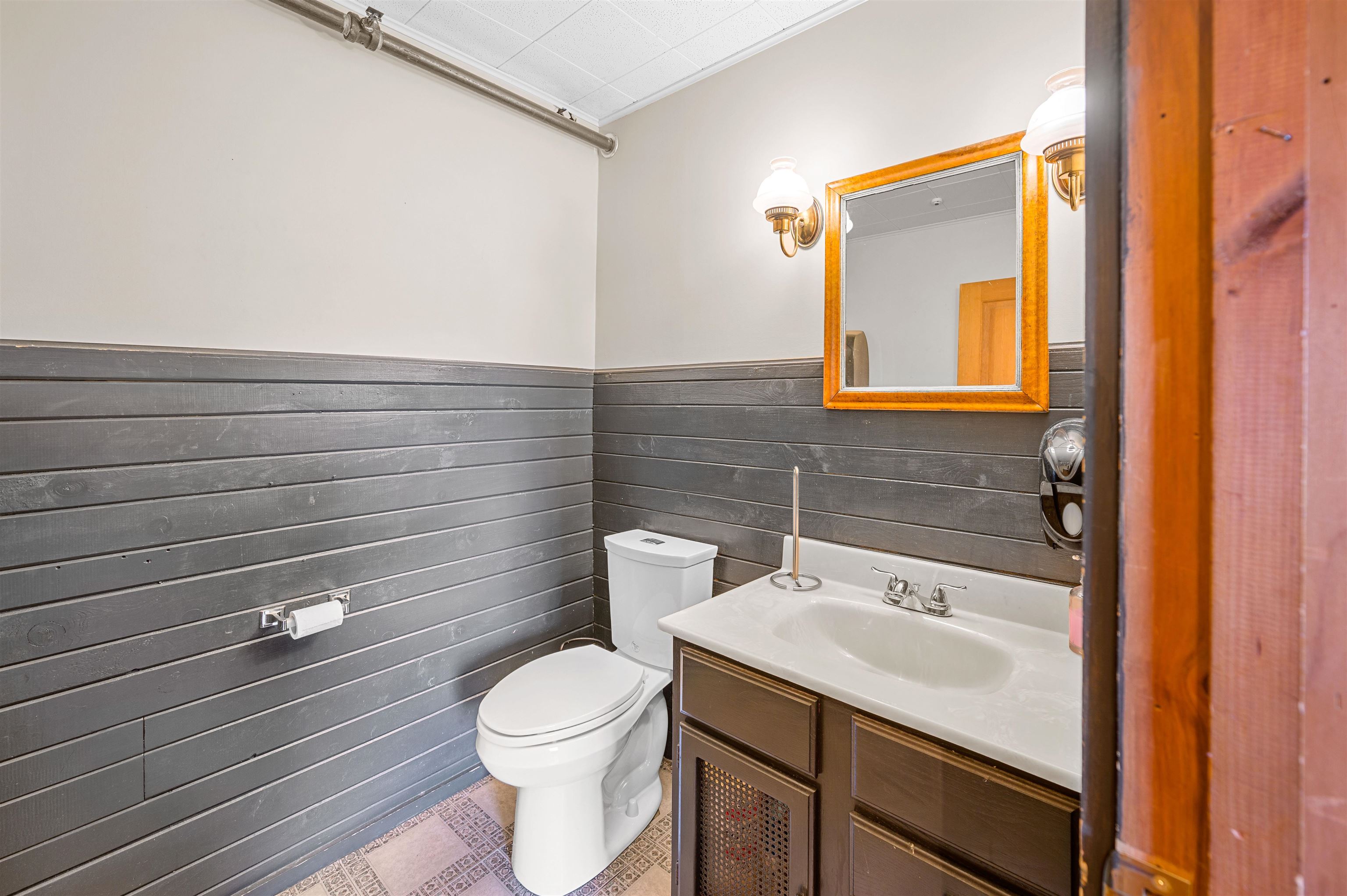 14 Barrows Road Property Photo 20