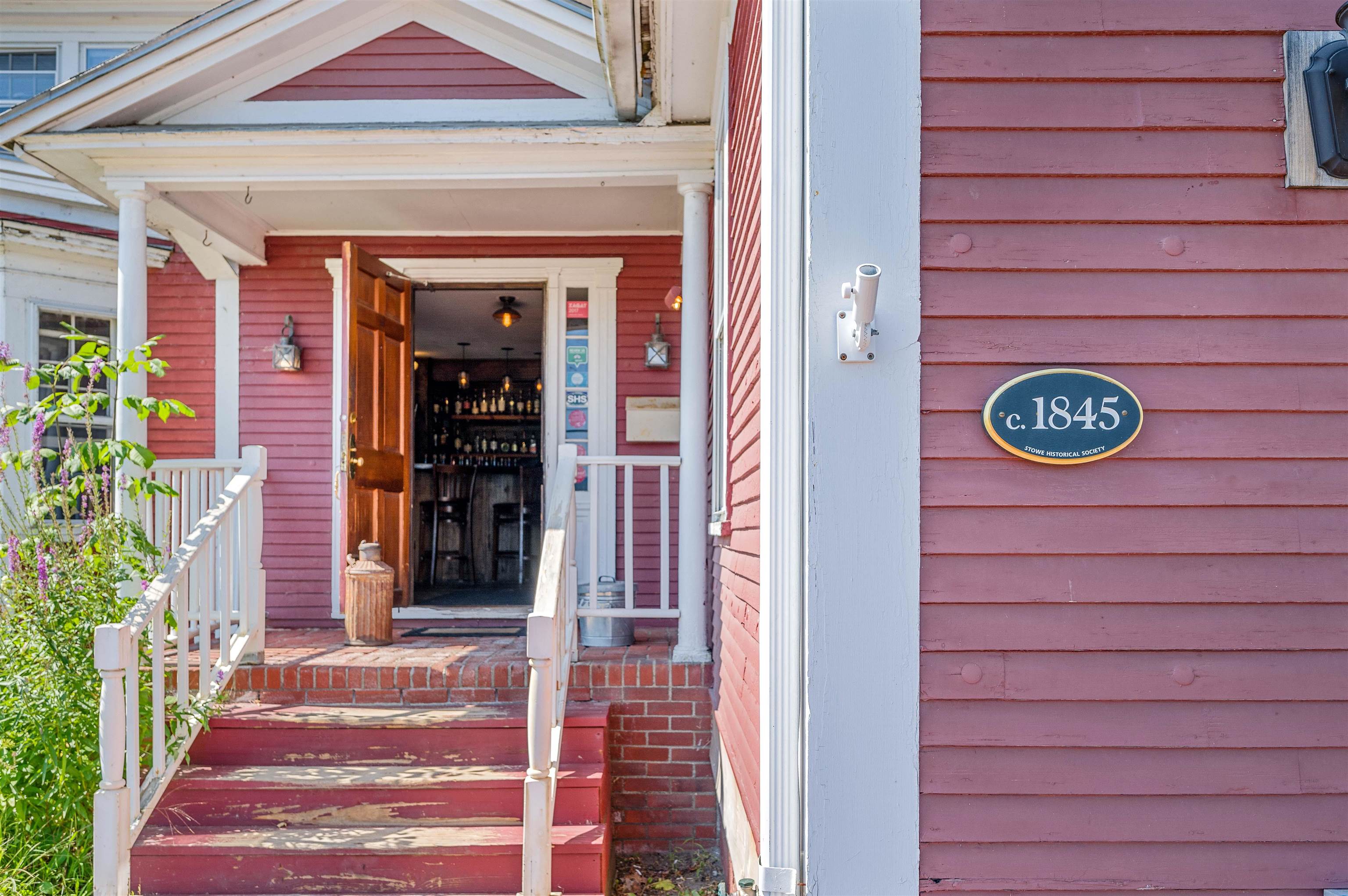 14 Barrows Road Property Photo 45