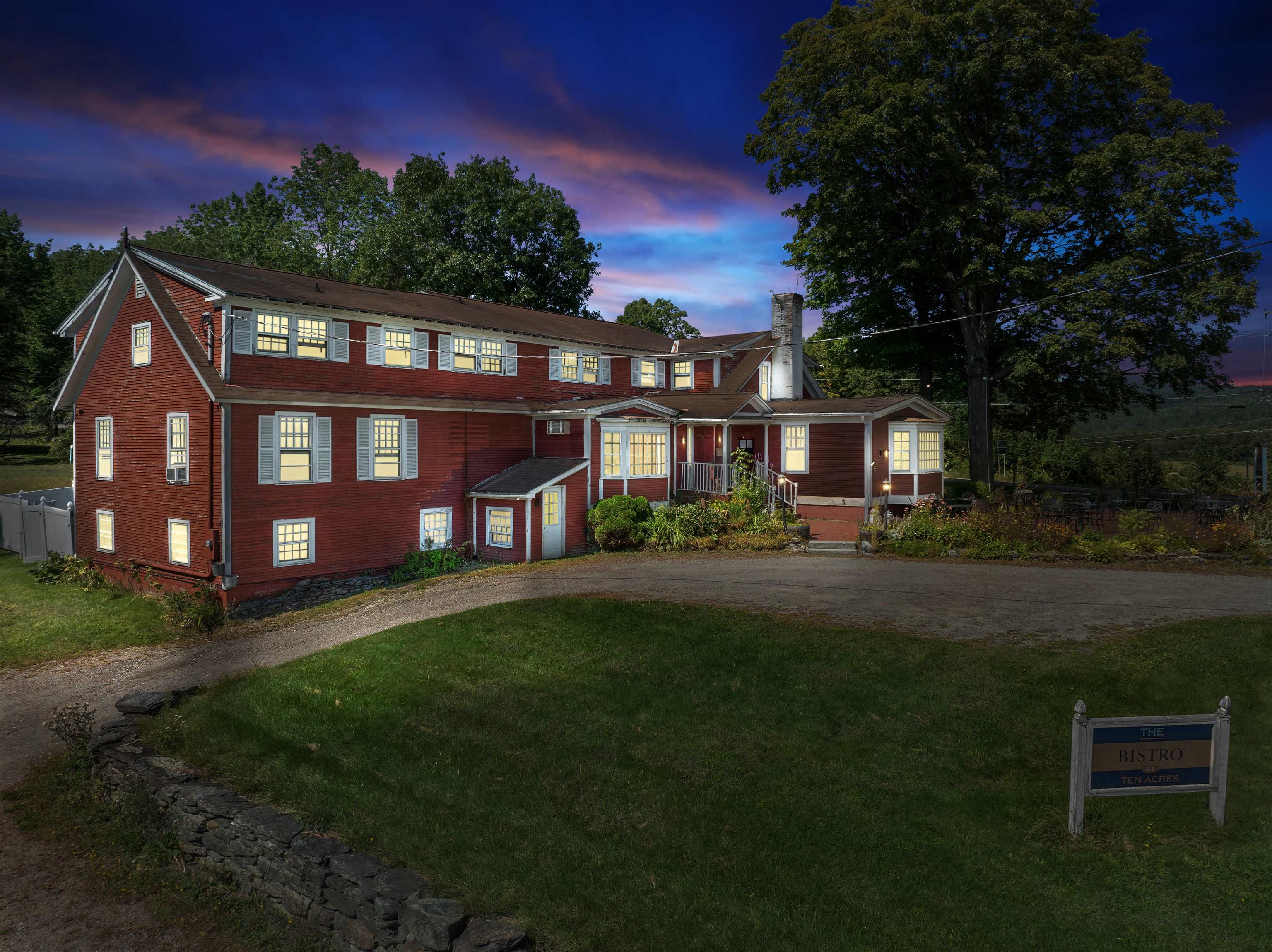 14 Barrows Road Property Photo 55