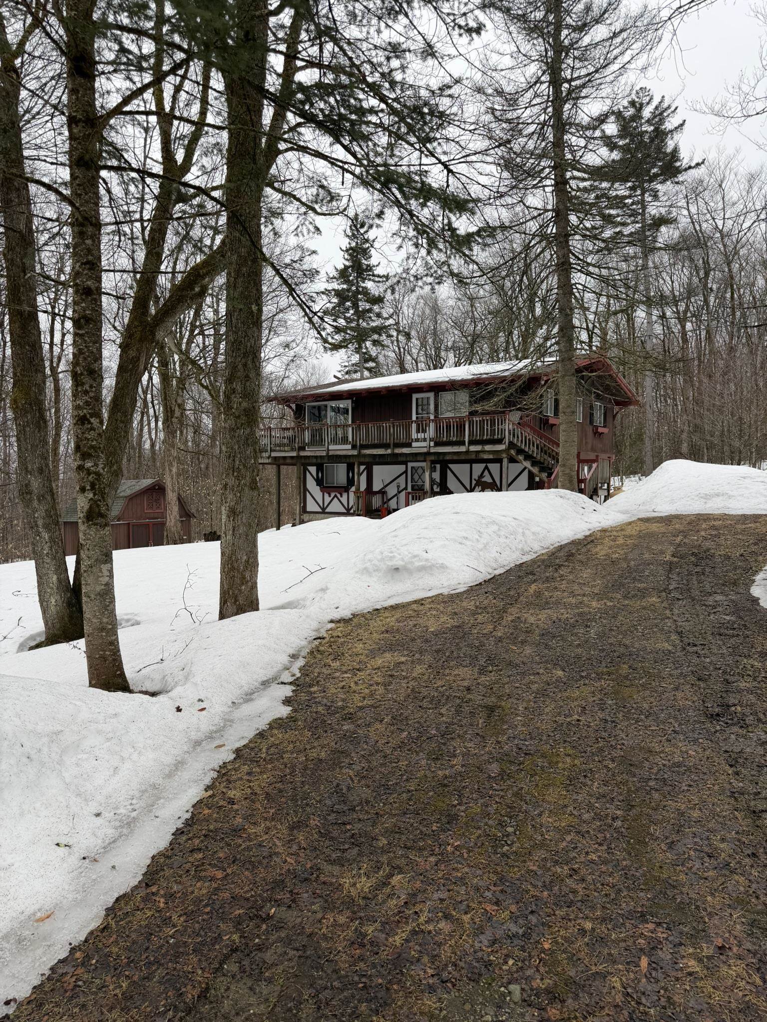 773 Oberdorf Road Property Photo 1