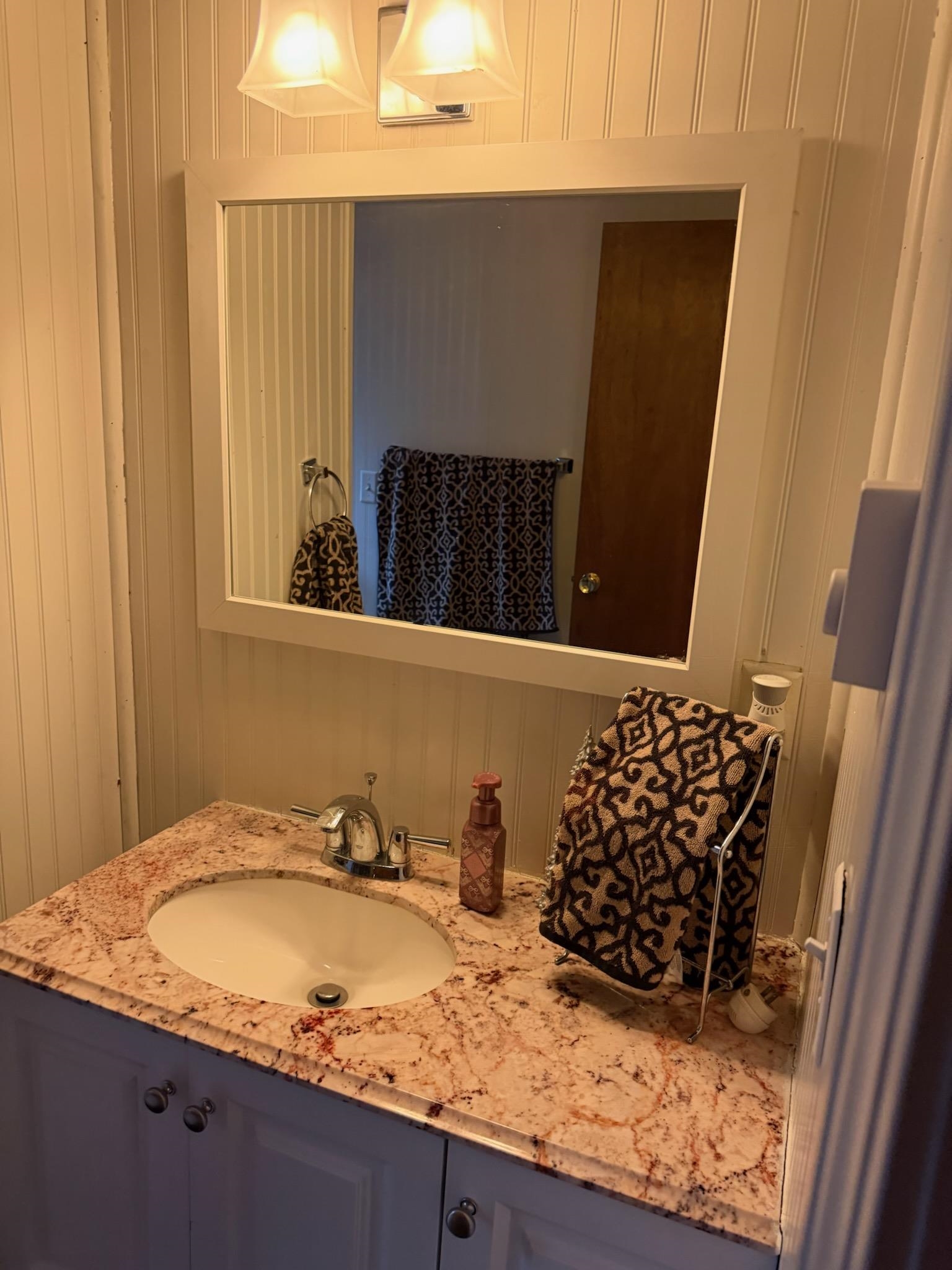 773 Oberdorf Road Property Photo 10