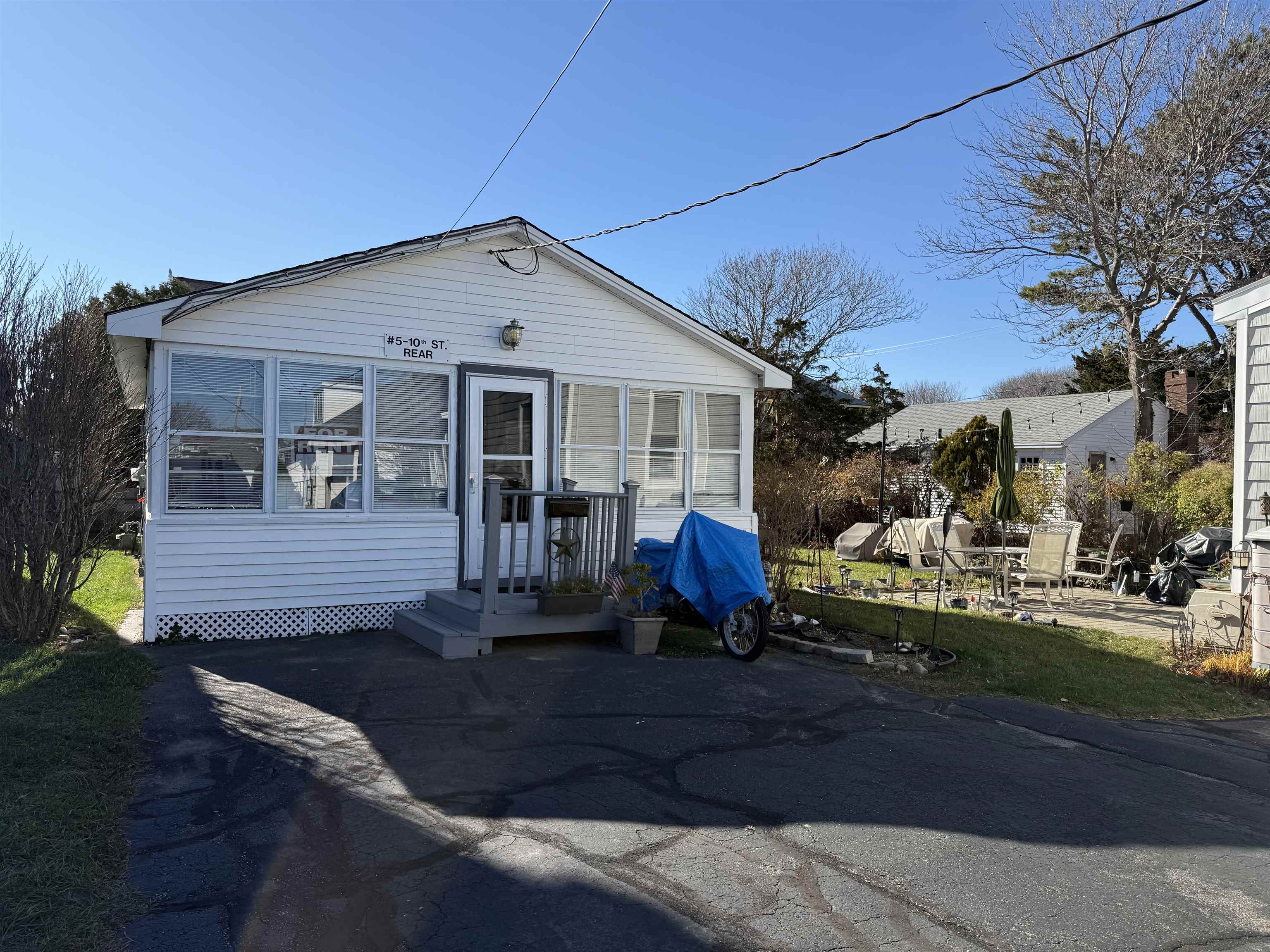 5 Tenth Street Property Photo 1