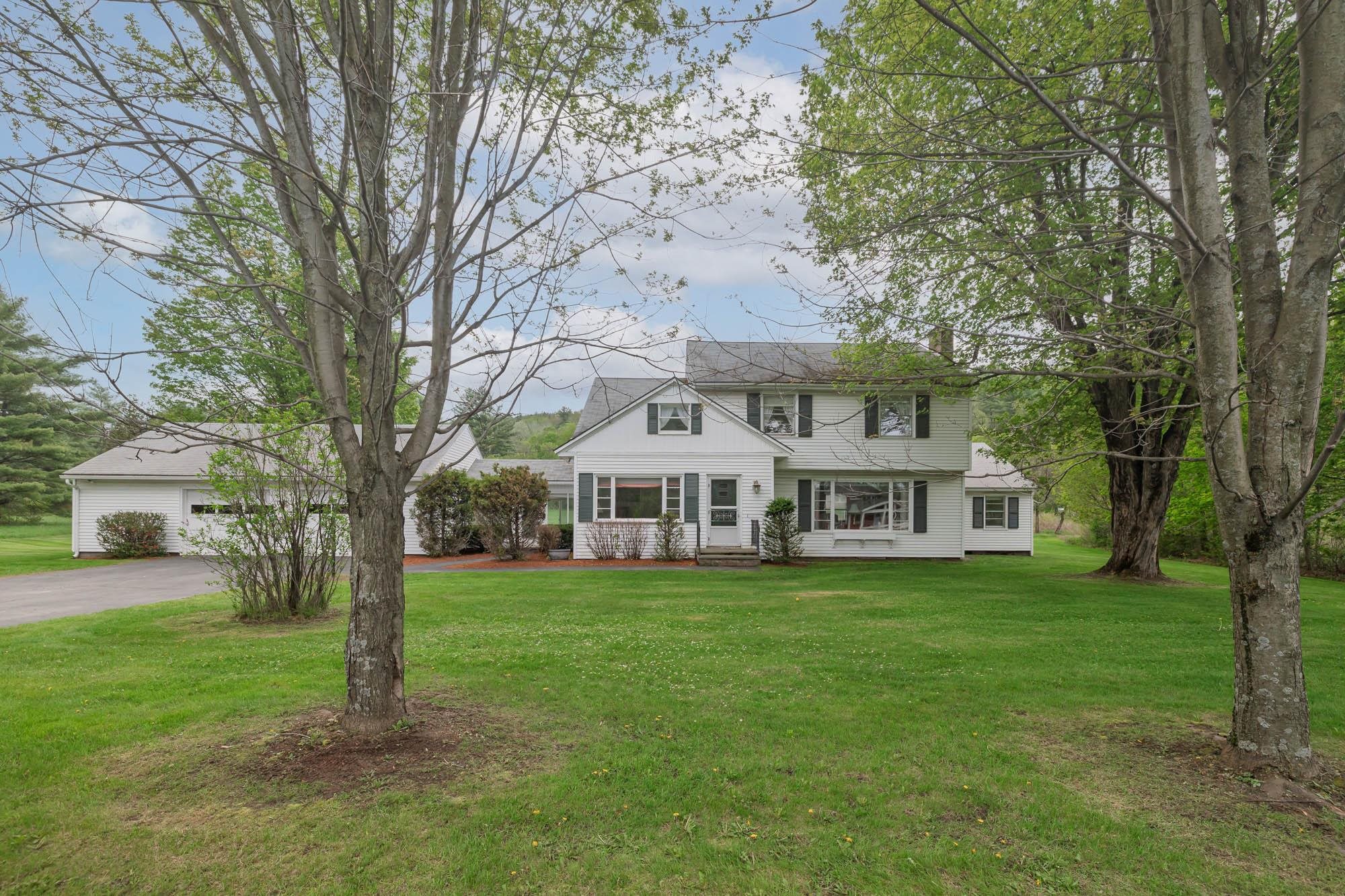 1490 Pucker Street Property Photo 2