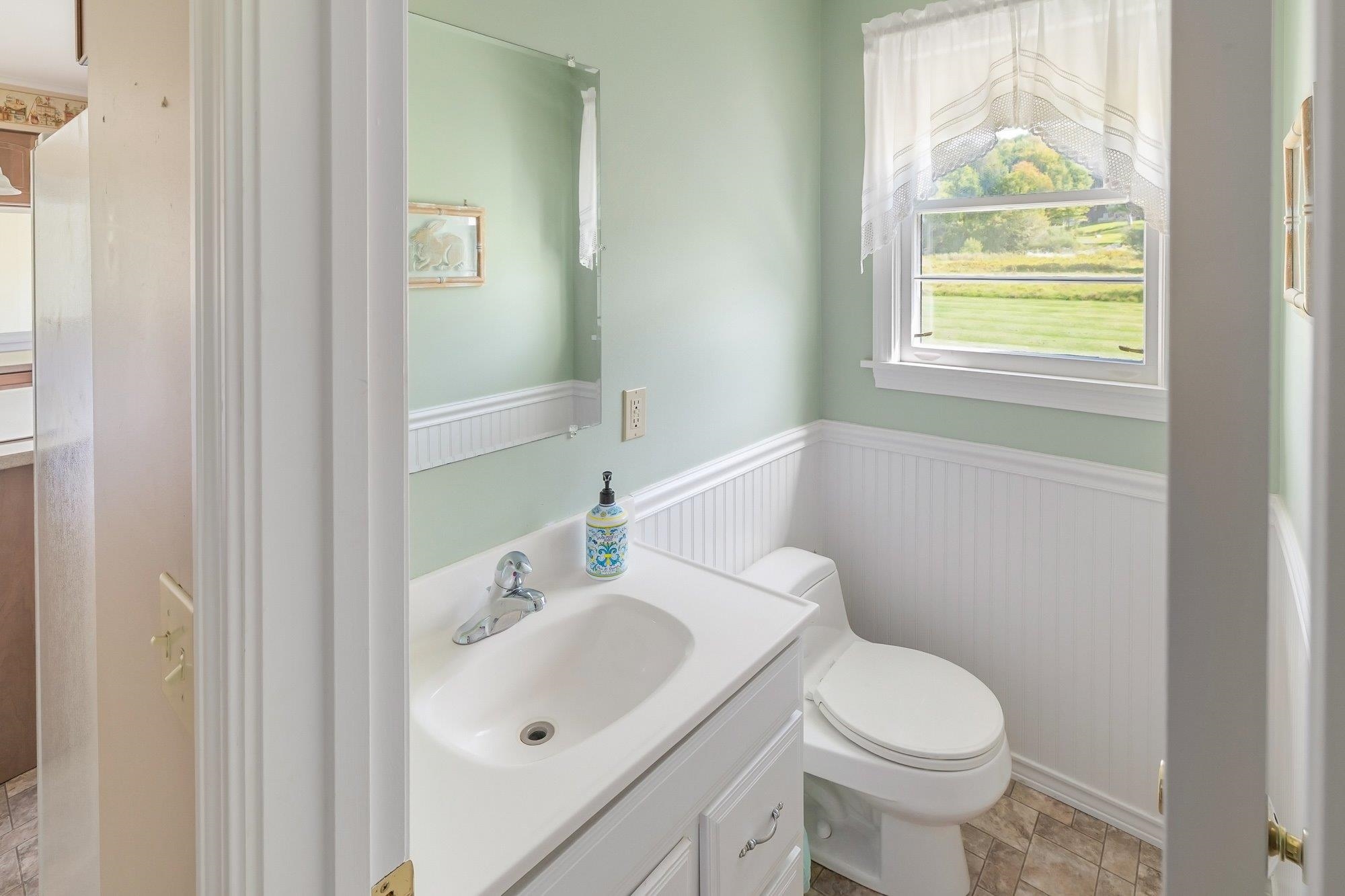 1490 Pucker Street Property Photo 18