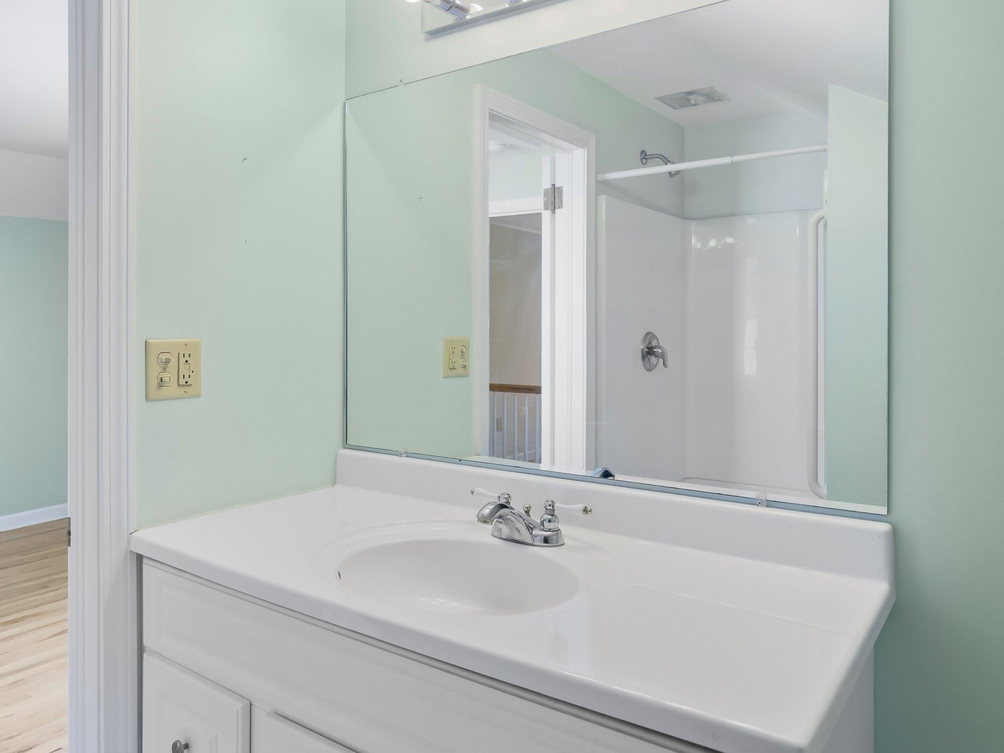 1490 Pucker Street Property Photo 34