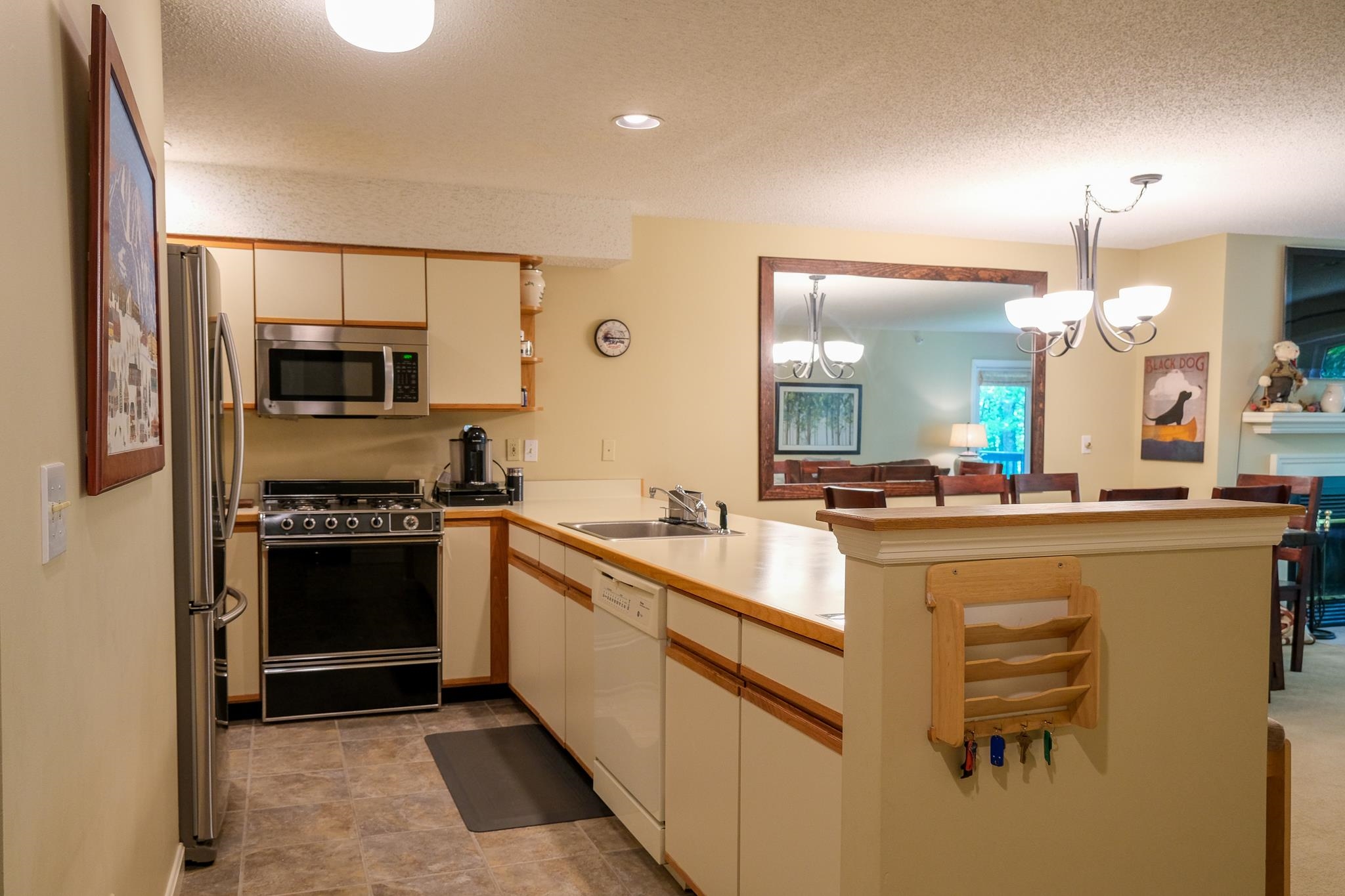 46 Fowler Road Property Photo 6