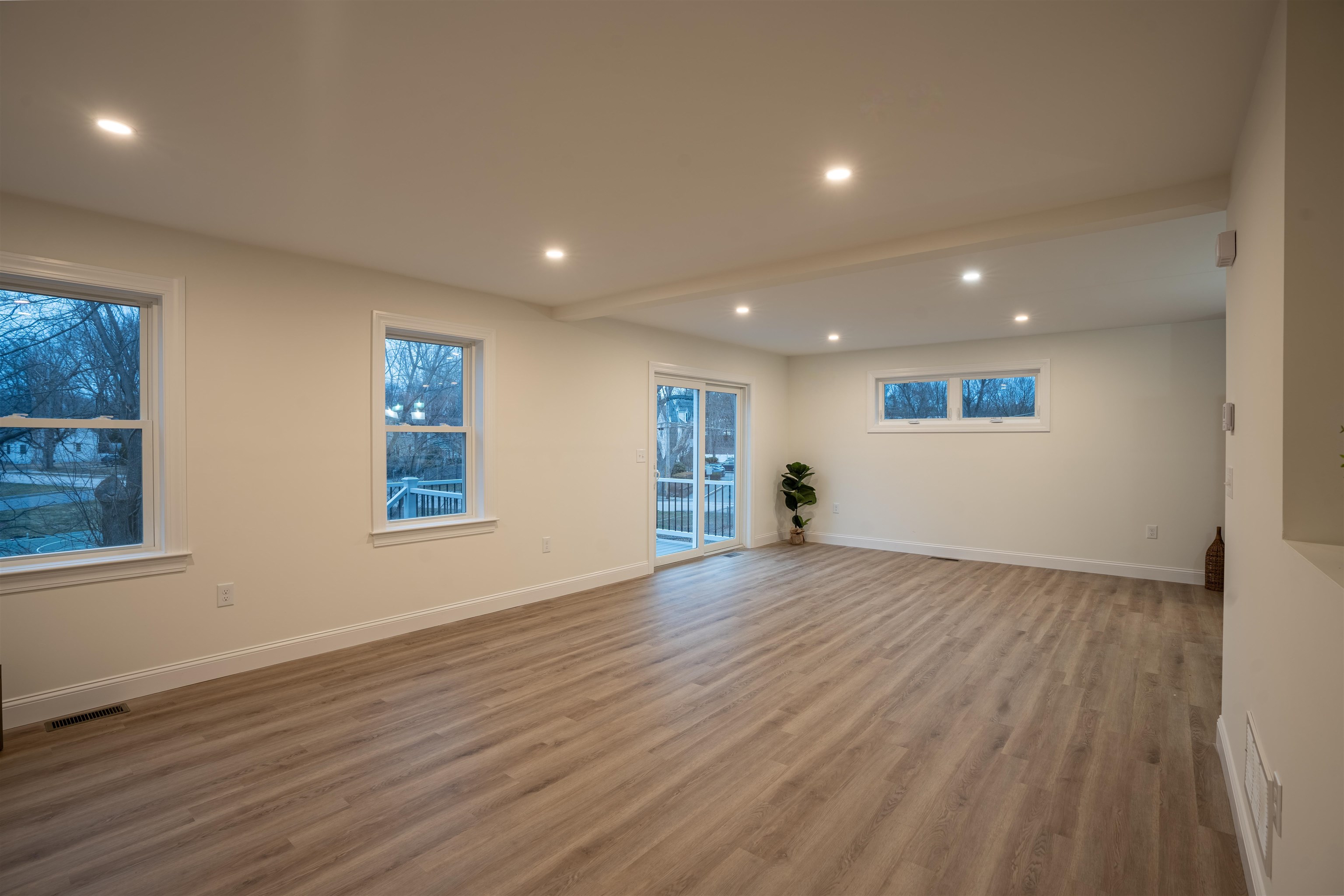 106 Lock Street Property Photo 10