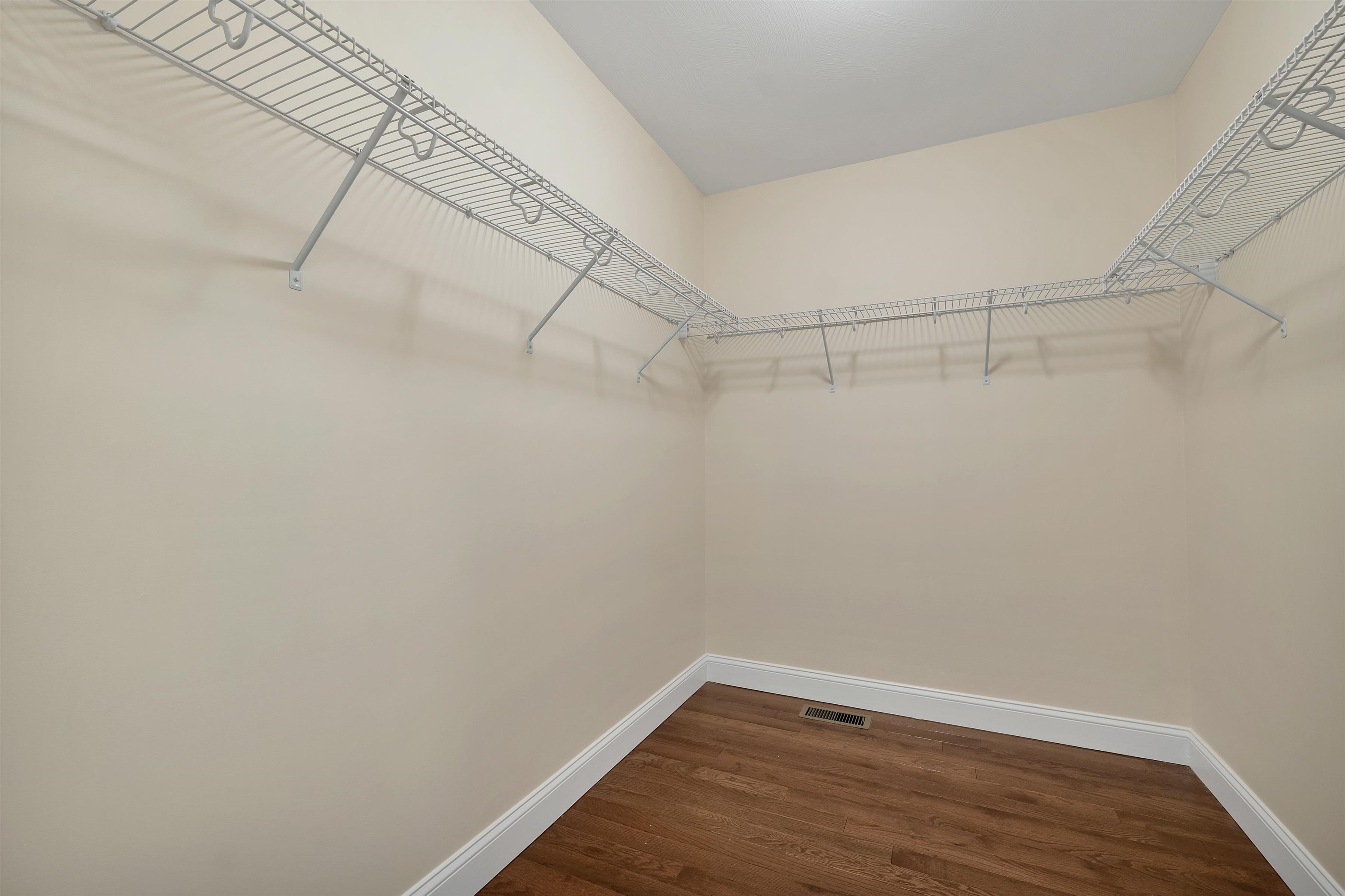 142 Worcester Road Property Photo 24
