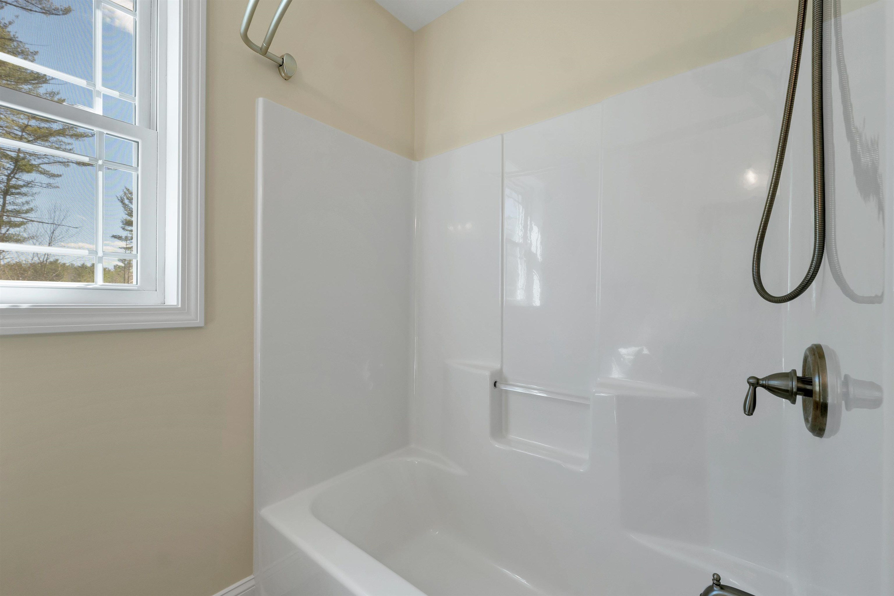 142 Worcester Road Property Photo 34