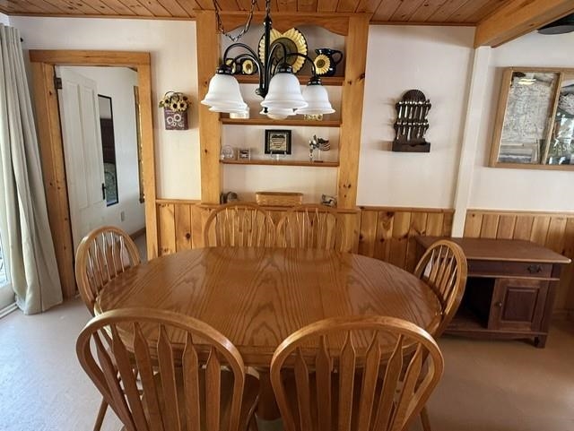 9 Lakeside Road Property Photo 4