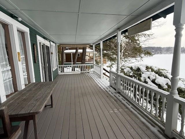 211 Lake Avenue Property Photo 4