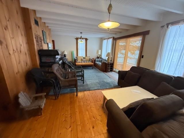 211 Lake Avenue Property Photo 7