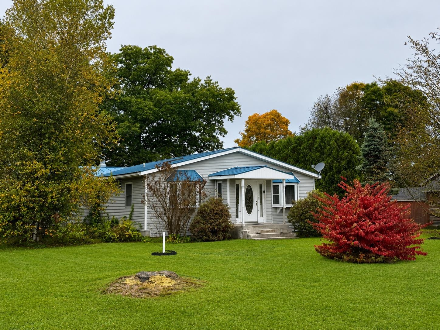 2849 Dartmouth College Highway Property Photo 7
