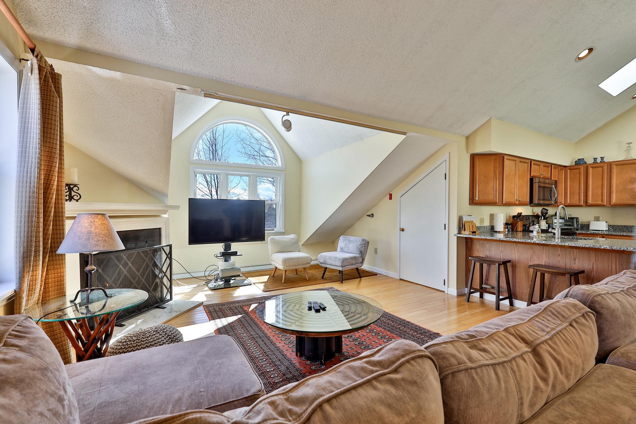 58 Harrison Lane Property Photo 8