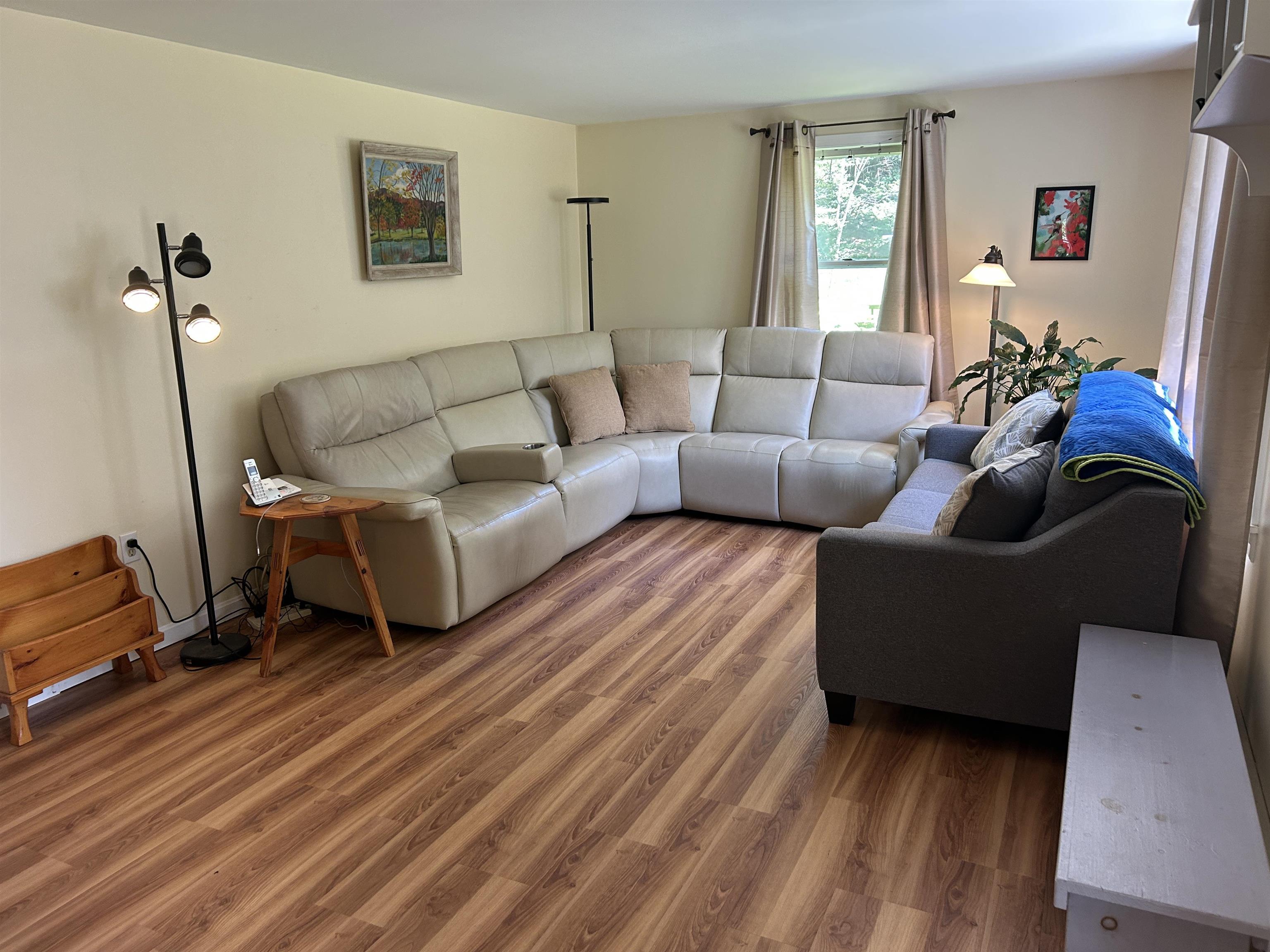 57 Oak Lane Property Photo 8