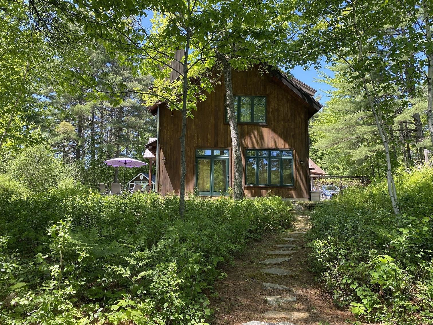 150 Woodcrest Property Photo 1