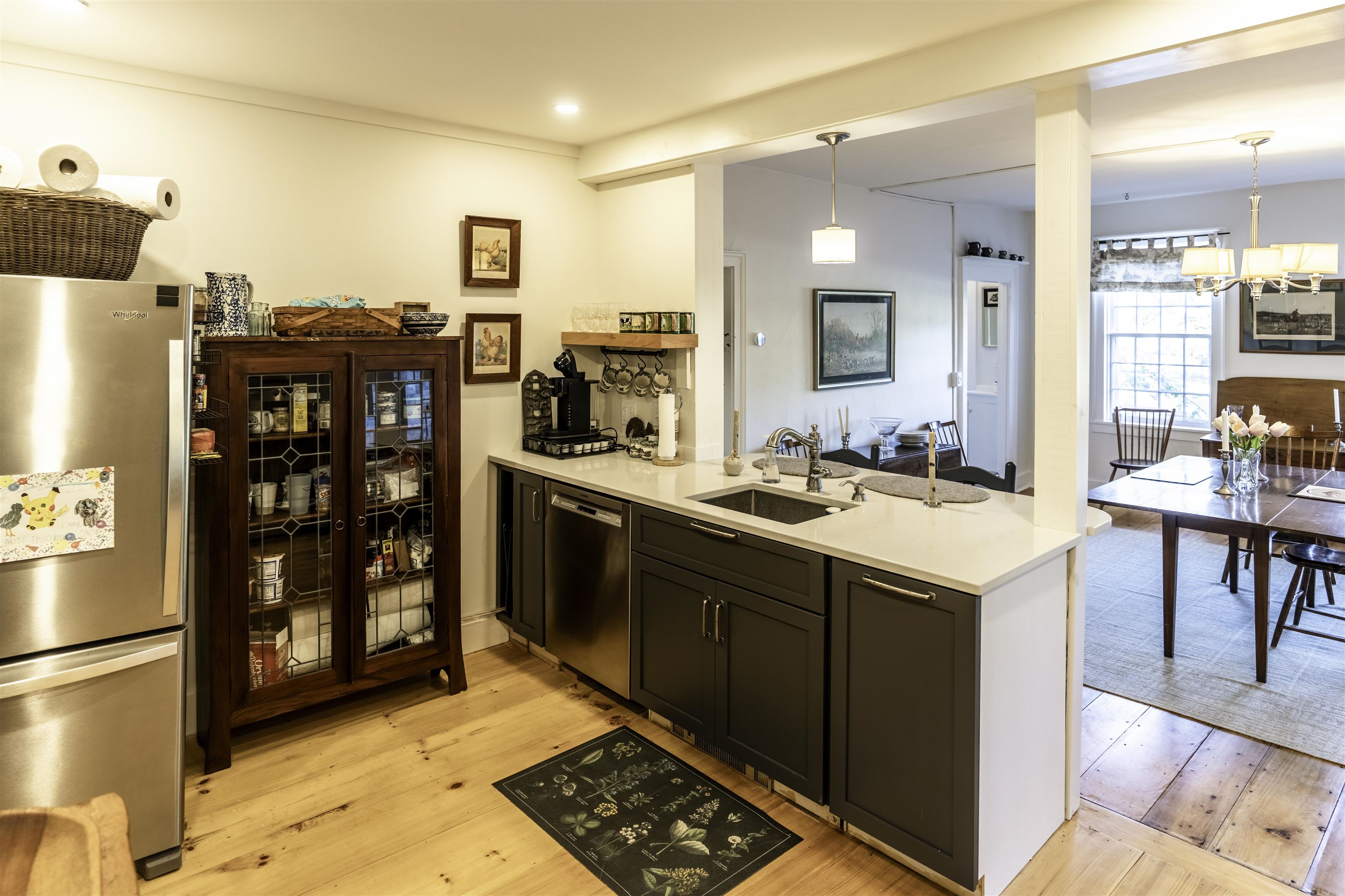 37 South Street Property Photo 25