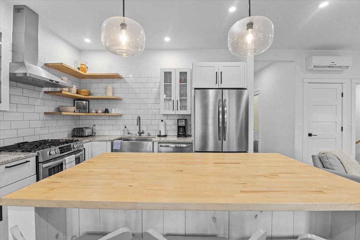 98 Hill Street Property Photo 22
