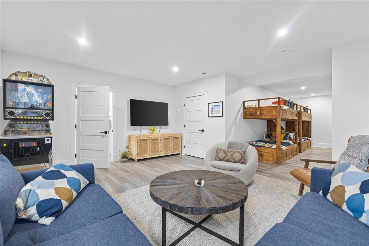 98 Hill Street Property Photo 41